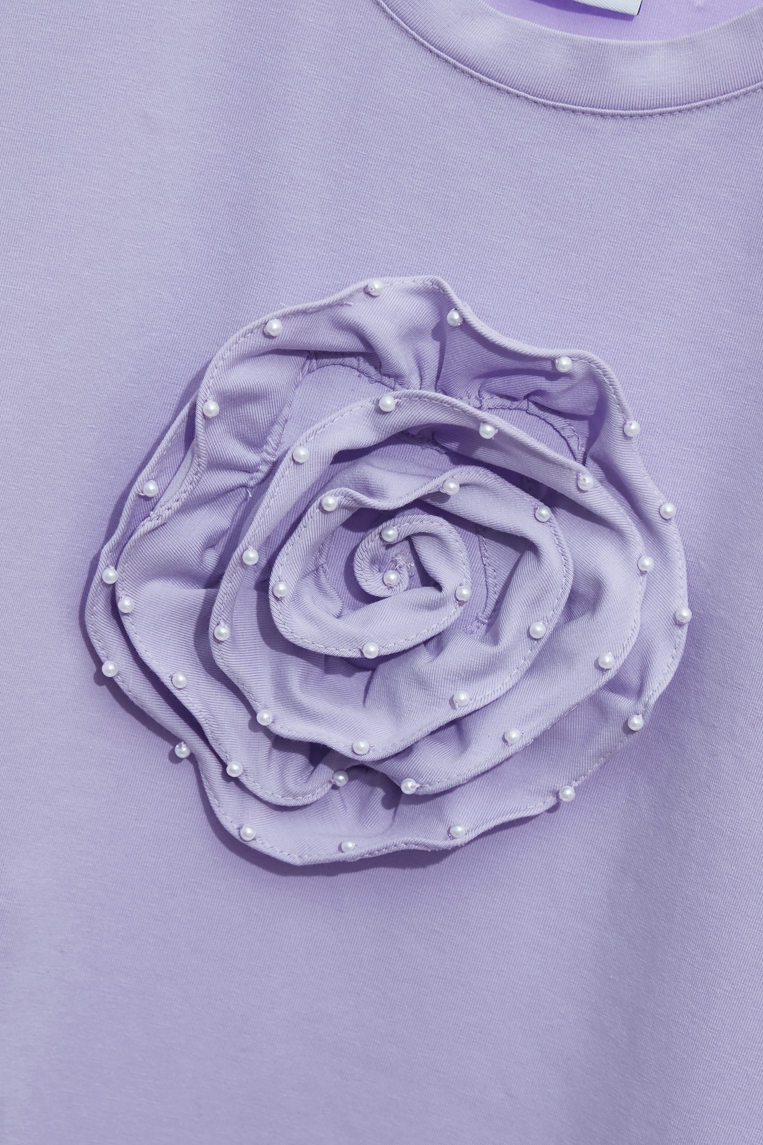 灰調葡萄紫花朵Ｔ恤上衣灰調葡萄紫花朵Ｔ恤上衣,上衣,春夏穿搭,珍珠