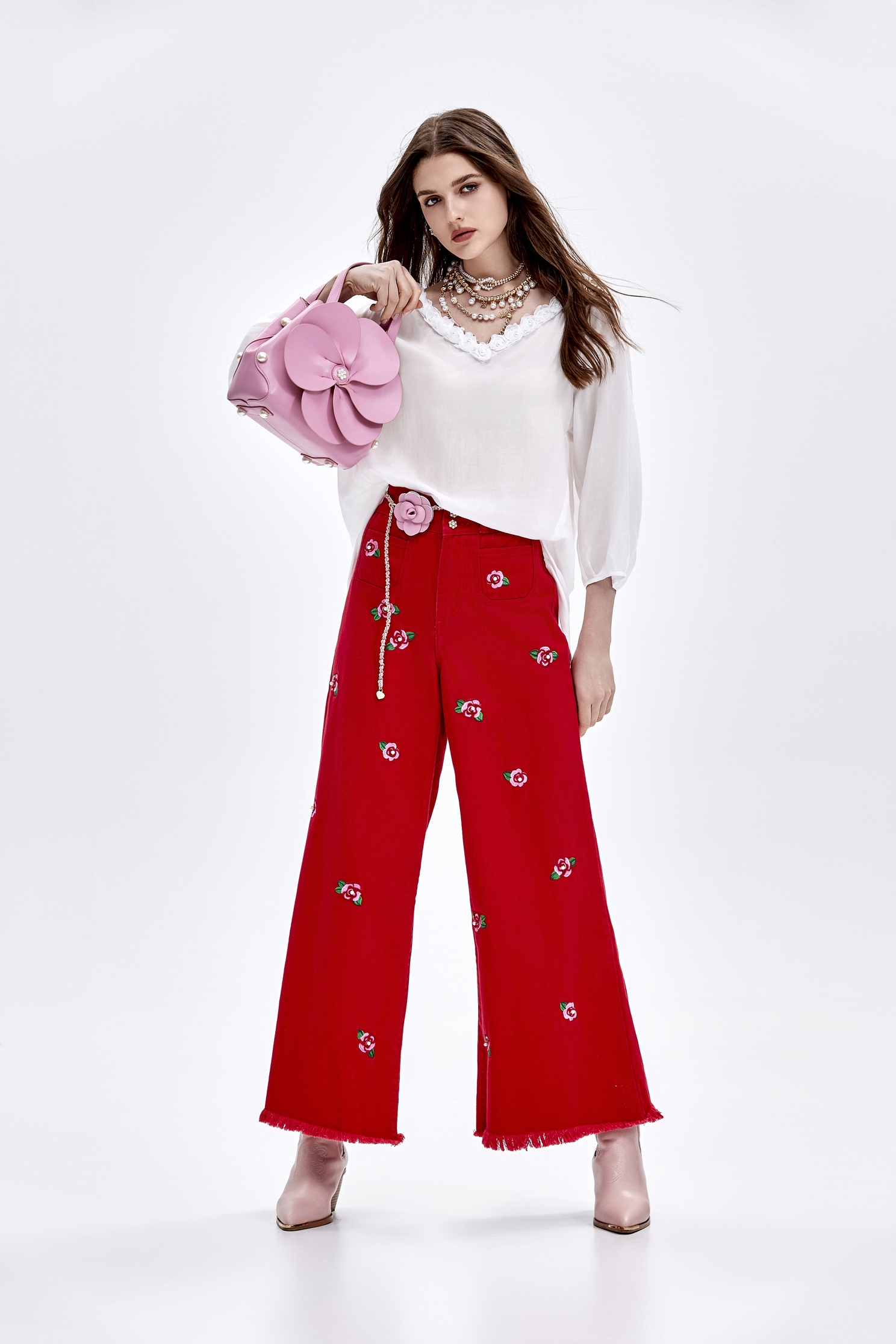 月光白不對稱下擺上衣月光白不對稱下擺上衣,上衣,白色上衣,秋冬穿搭