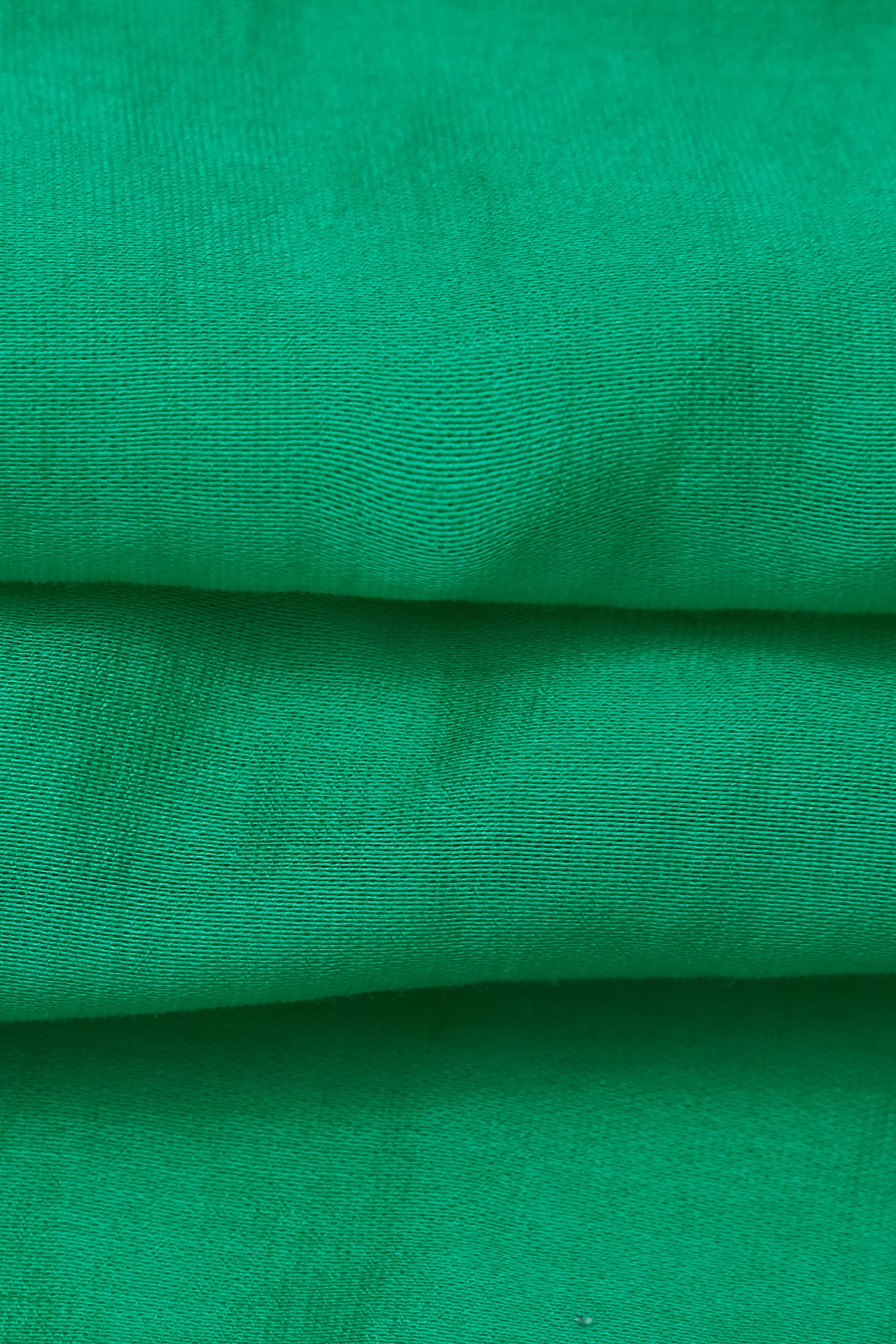 柚蜜綠色透視感上衣柚蜜綠色透視感上衣,上衣,春夏穿搭,花花世界,荷葉