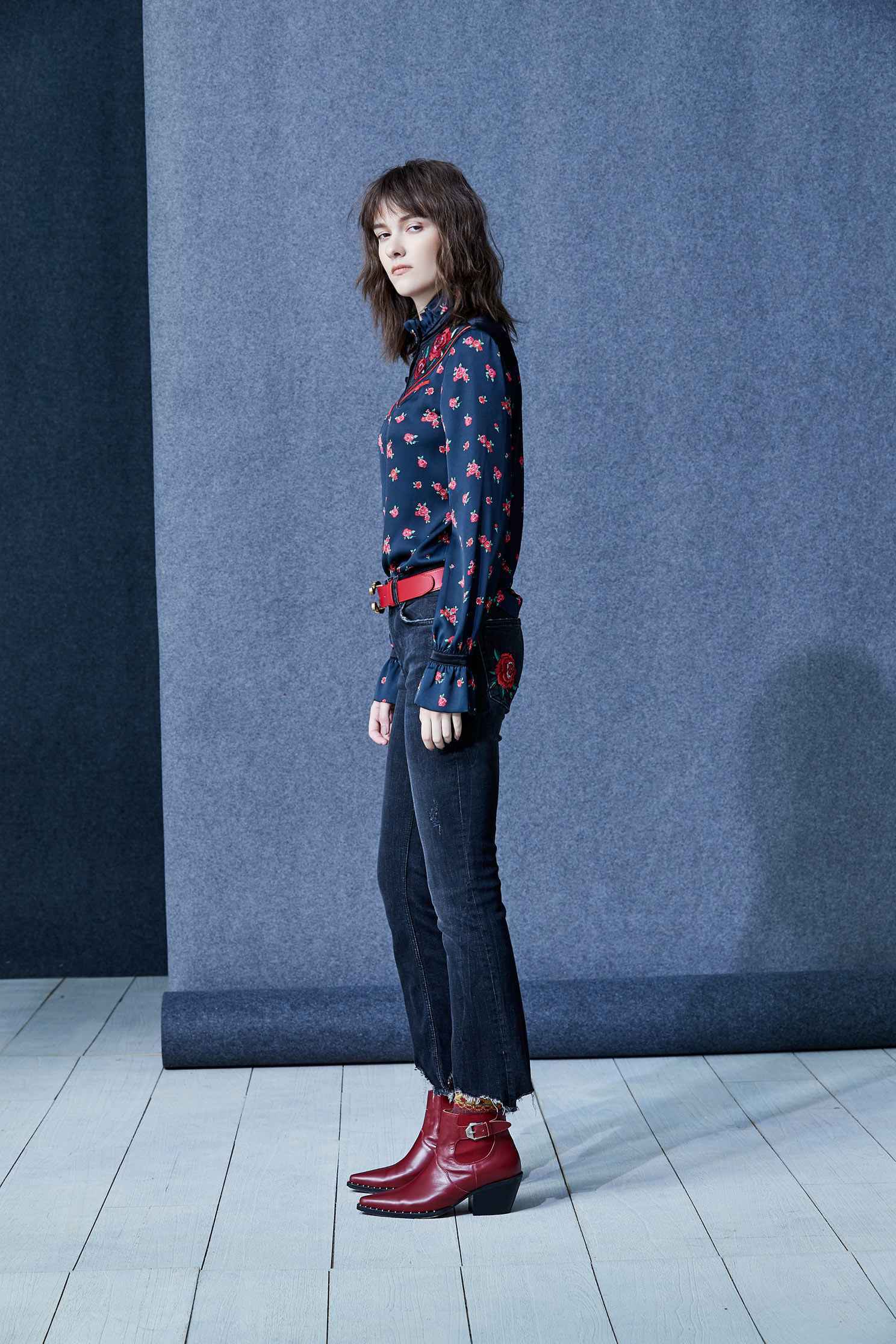 Printed flowy shirt,embroidery,embroideredtop,embroidered,embroideredtop,blouse,longsleevetop