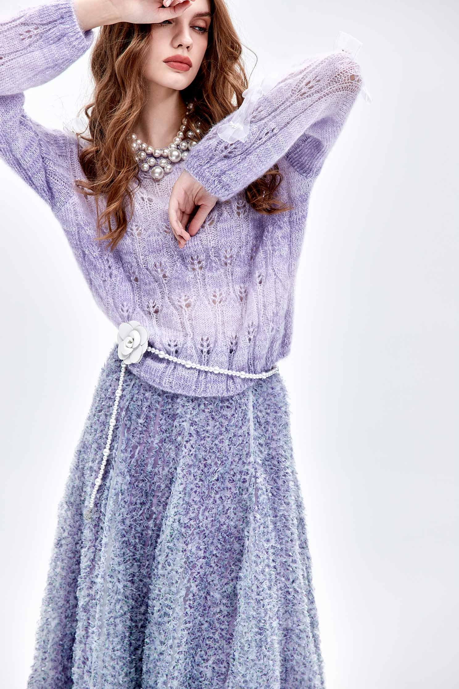輕柔薰衣草色漸層針織上衣輕柔薰衣草色漸層針織上衣,上衣,人氣商品,珍珠,秋冬穿搭,蝴蝶結,針織,針織衫