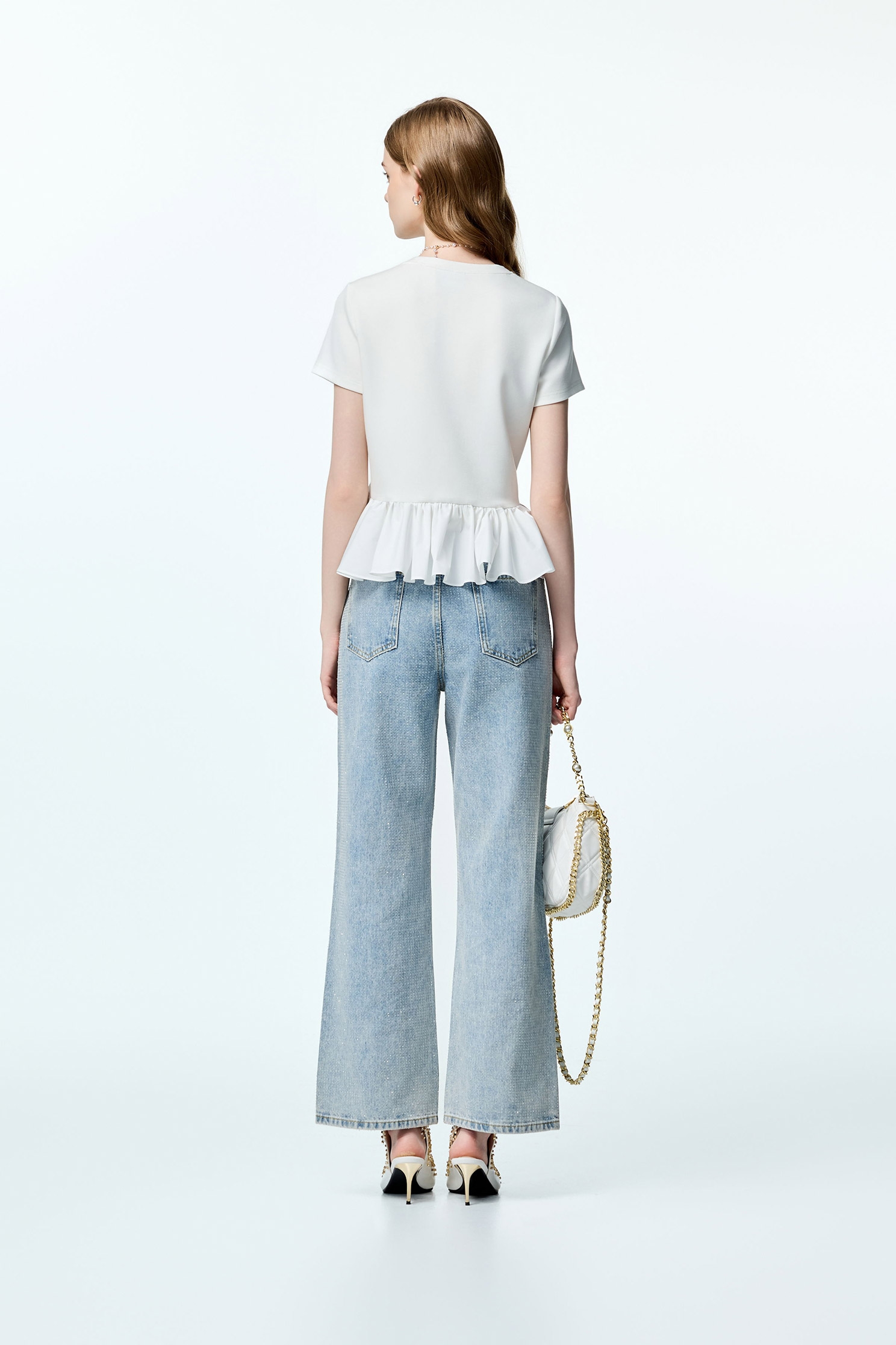 光學白荷葉下擺上衣光學白荷葉下擺上衣,上班OL穿搭,上衣,人氣商品,秋冬穿搭,荷葉,項鍊