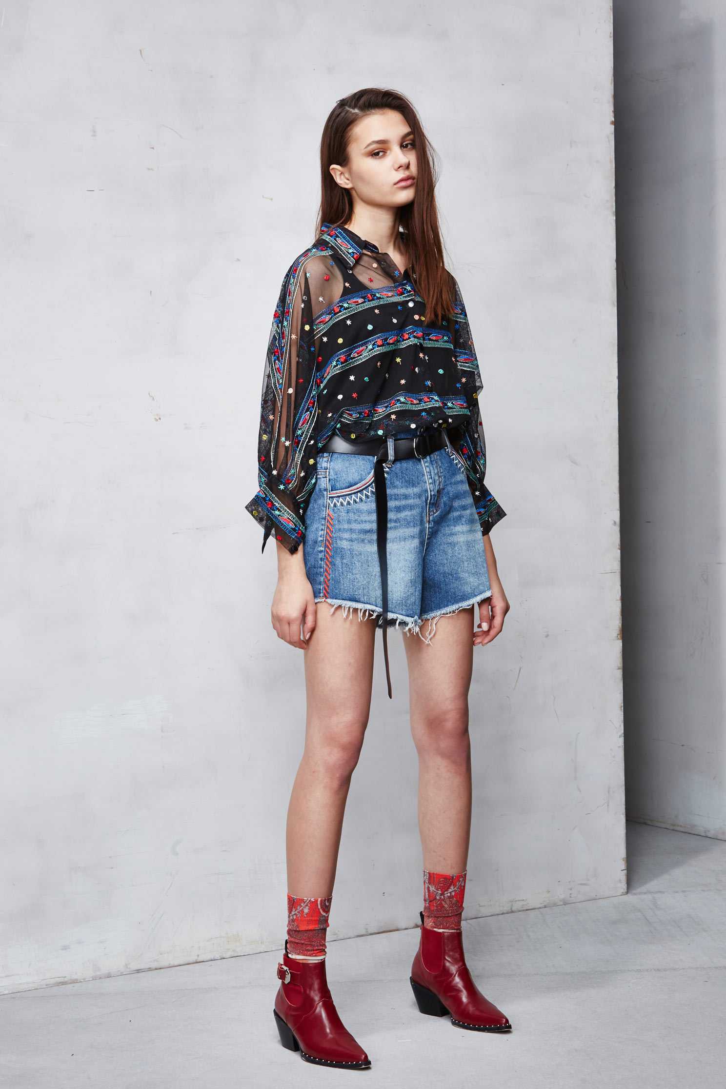 Embroidered street mesh top,Top,embroidery,刺繡上衣,Valentine,Mesh,embroidered,繡花上衣,長袖上衣