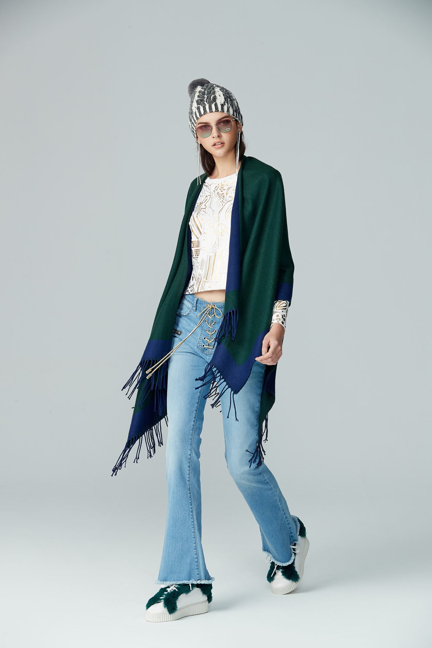Toucan with drawstring long sleeves tops