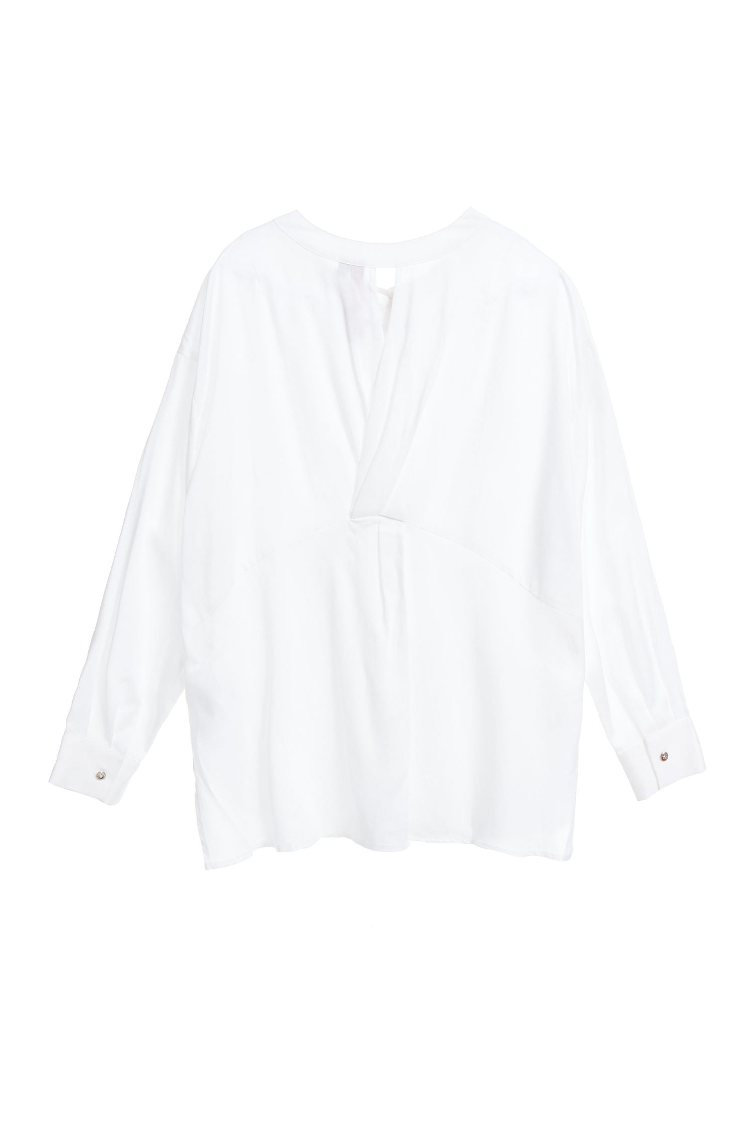 Flowing round-necked shirt,圓領上衣,白色上衣,Blouse,Long top,Long shirt,長袖上衣