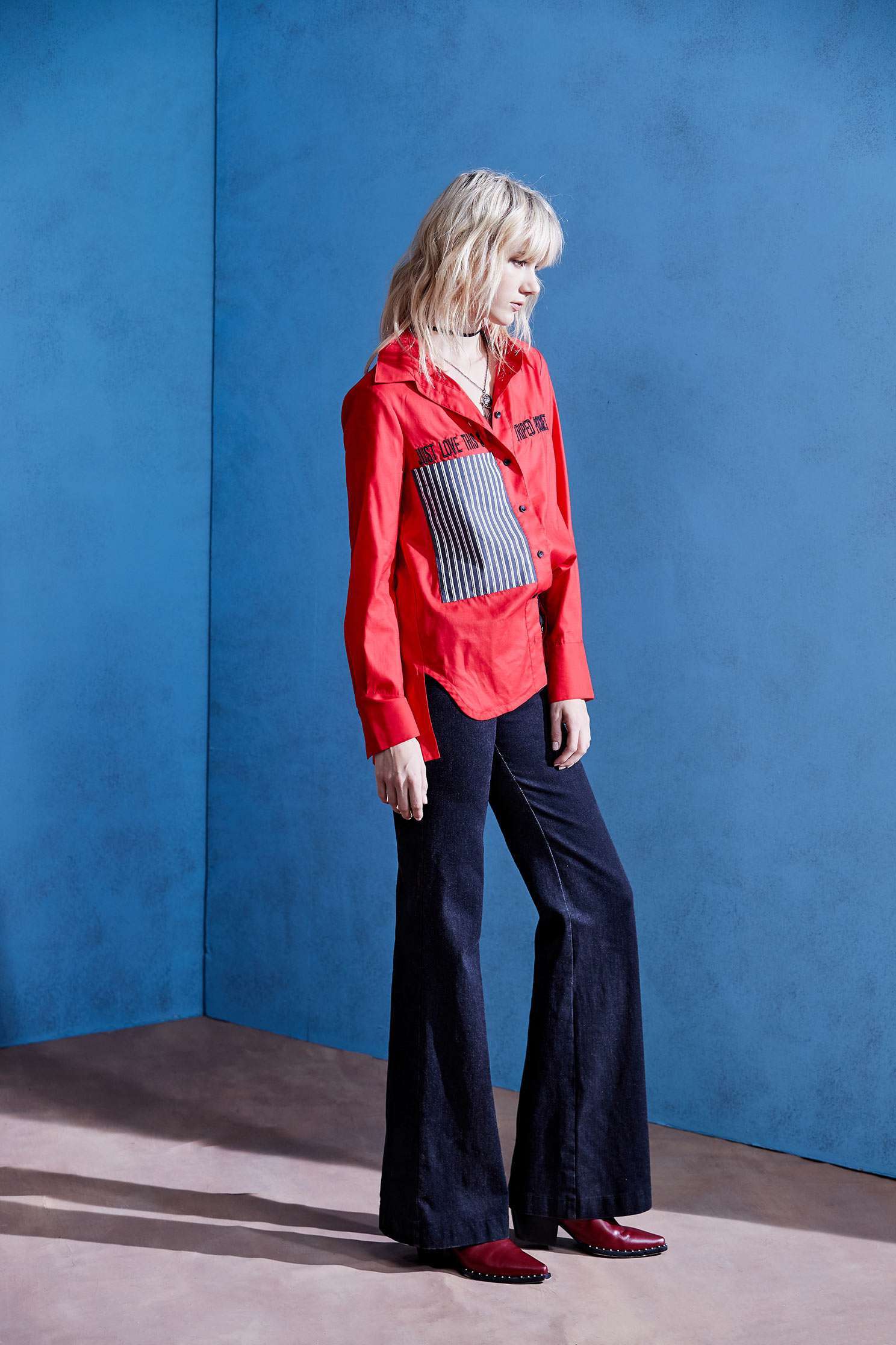 Contrast long-sleeved shirt,embroidery,刺繡上衣,embroidered,繡花上衣,Blouse,Long shirt,長袖上衣