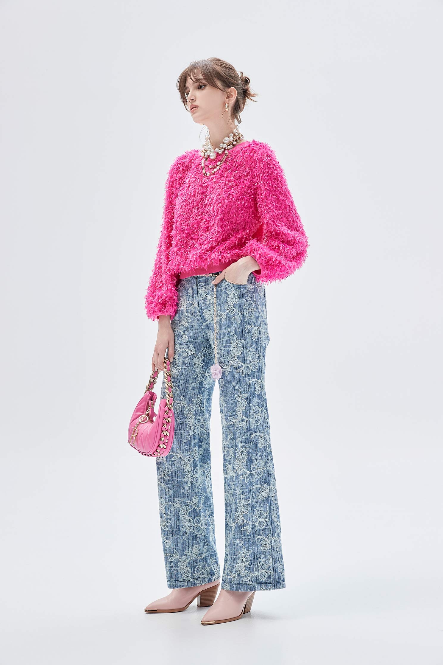 威尼斯粉立體雷切花片上衣威尼斯粉立體雷切花片上衣,一般外套,上衣,外套,春夏穿搭,約會特輯,花花世界