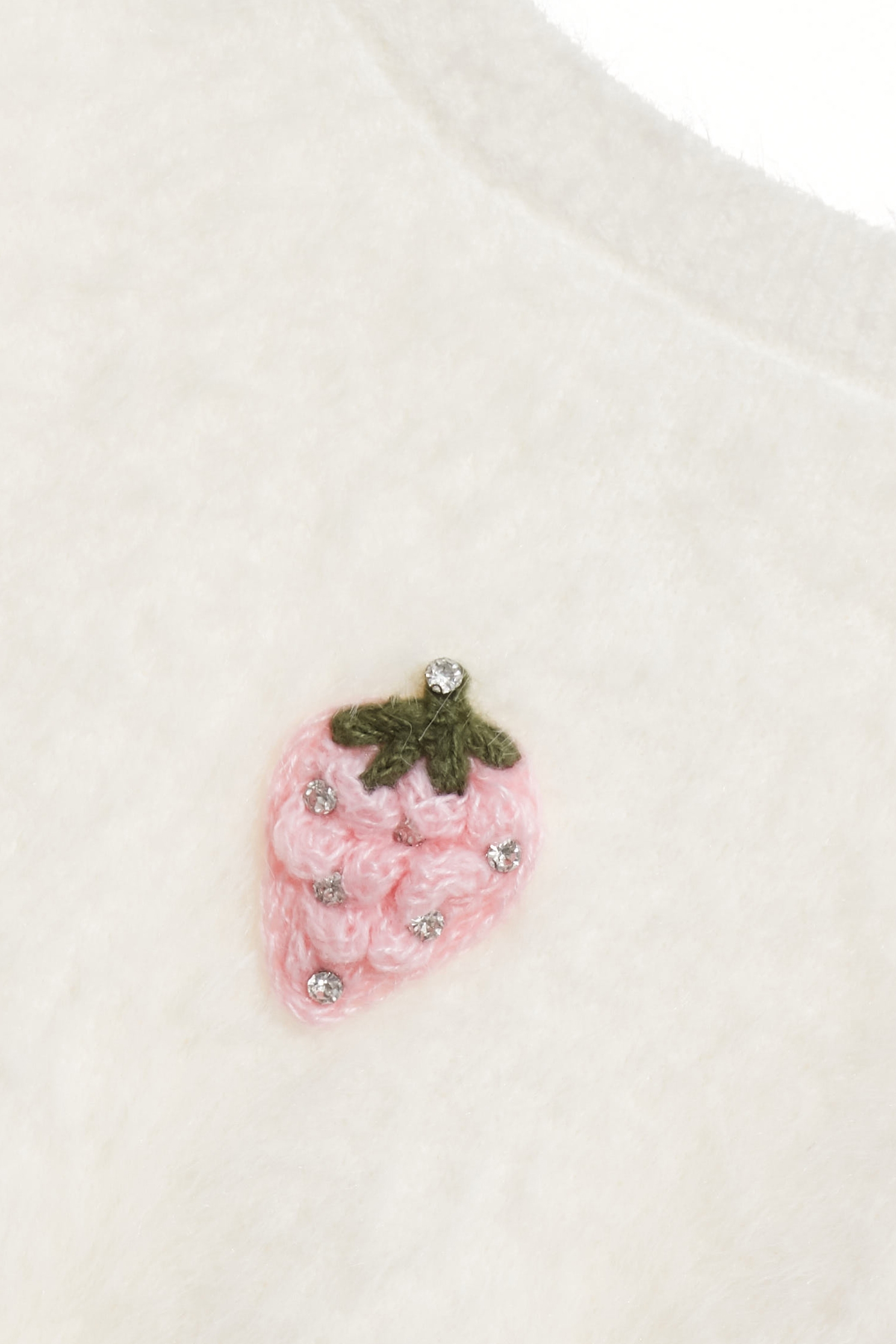 綴鑽草莓針織上衣綴鑽草莓針織上衣,上衣,秋冬穿搭,約會特輯,針織,針織上衣,針織衫