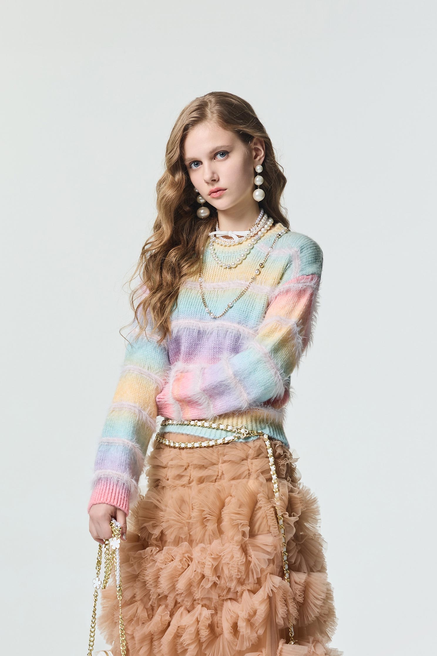 五彩漸層配條針織上衣五彩漸層配條針織上衣,上衣,春夏穿搭,約會特輯,針織,針織上衣,針織衫