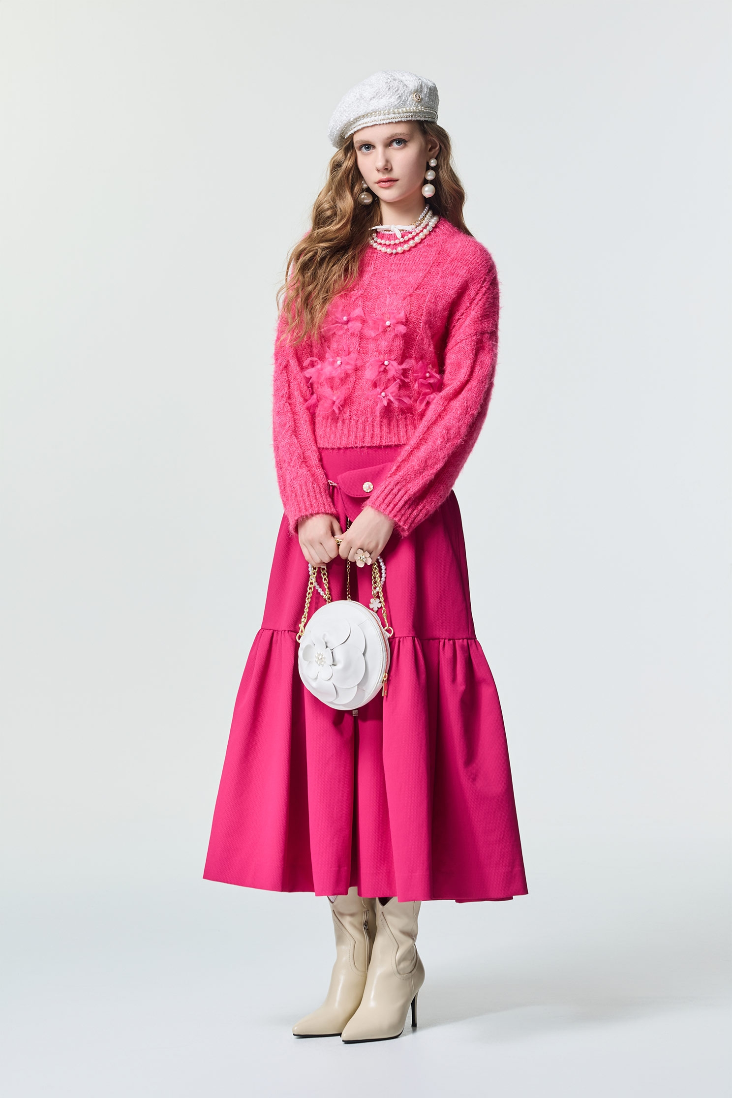 玫瑰可露麗針織上衣玫瑰可露麗針織上衣,上衣,人氣商品,春夏穿搭,約會特輯,花花世界,針織,針織上衣,針織衫