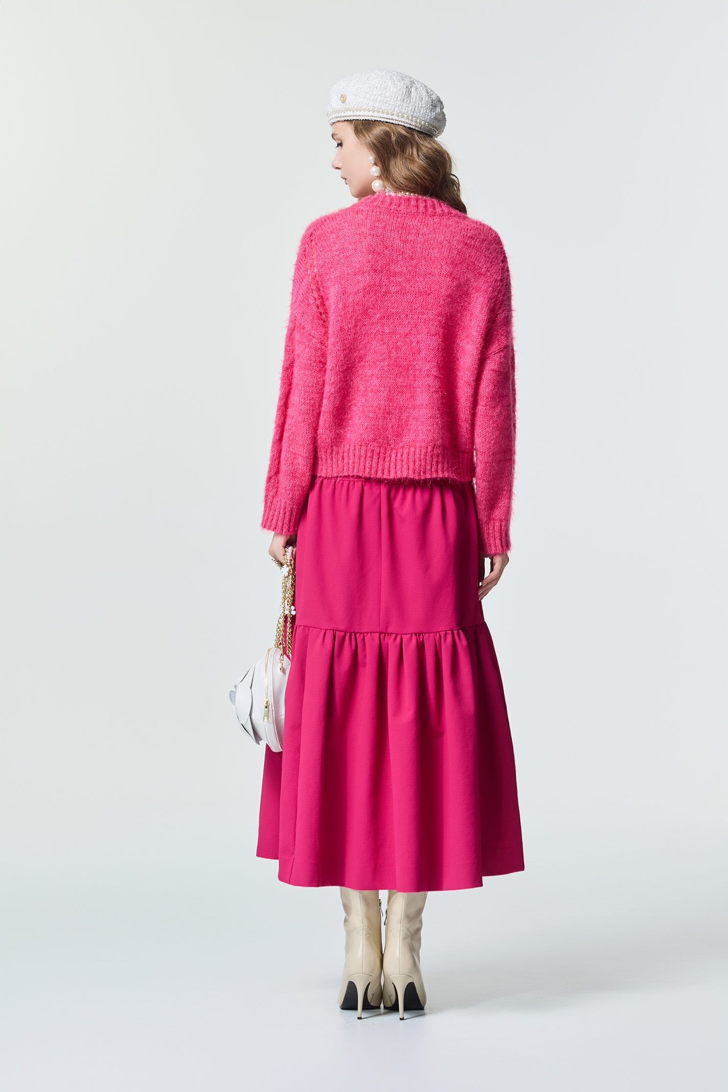 玫瑰可露麗針織上衣玫瑰可露麗針織上衣,上衣,人氣商品,春夏穿搭,約會特輯,花花世界,針織,針織上衣,針織衫