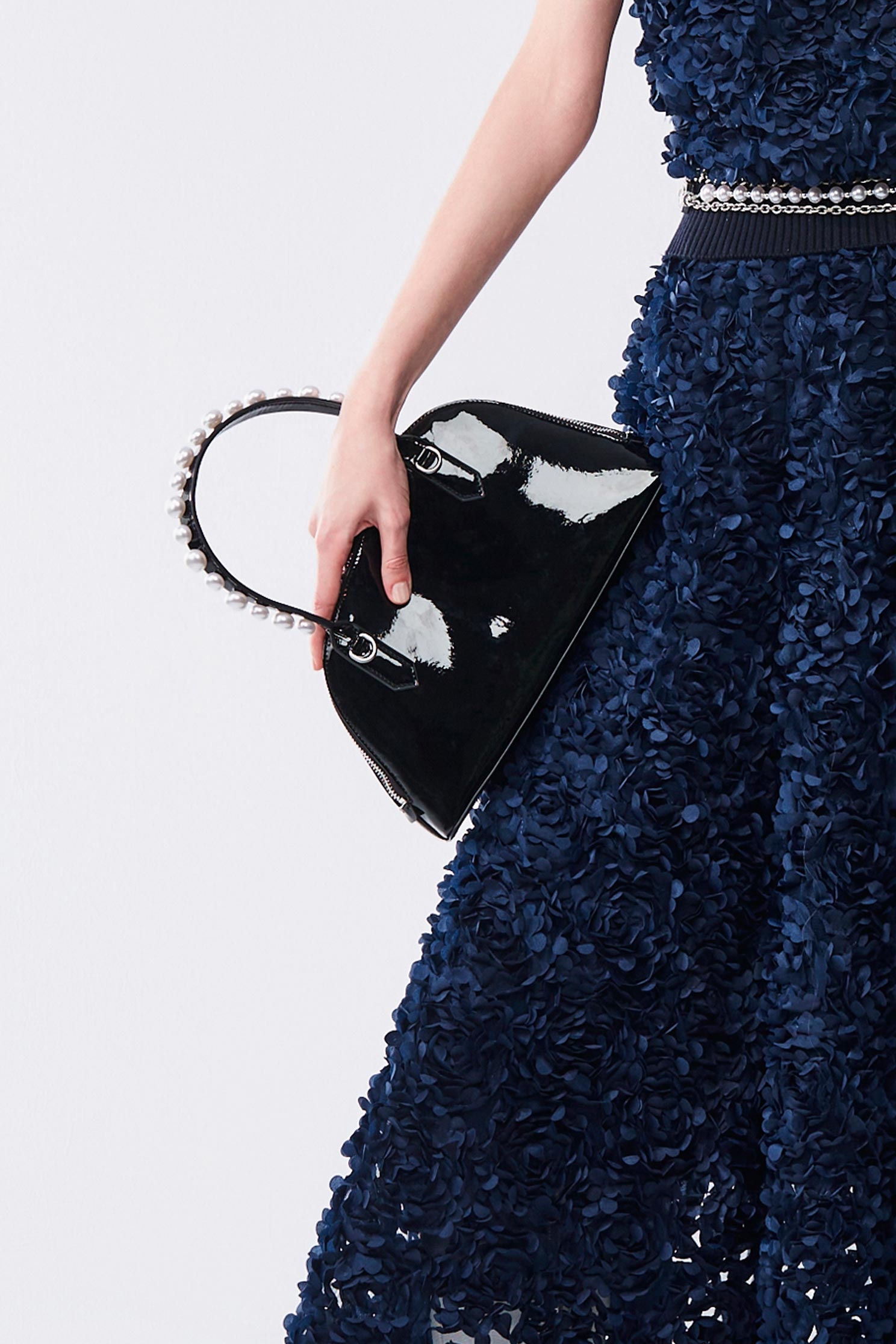 鏡面手提包鏡面手提包,珍珠,皮革,秋冬穿搭