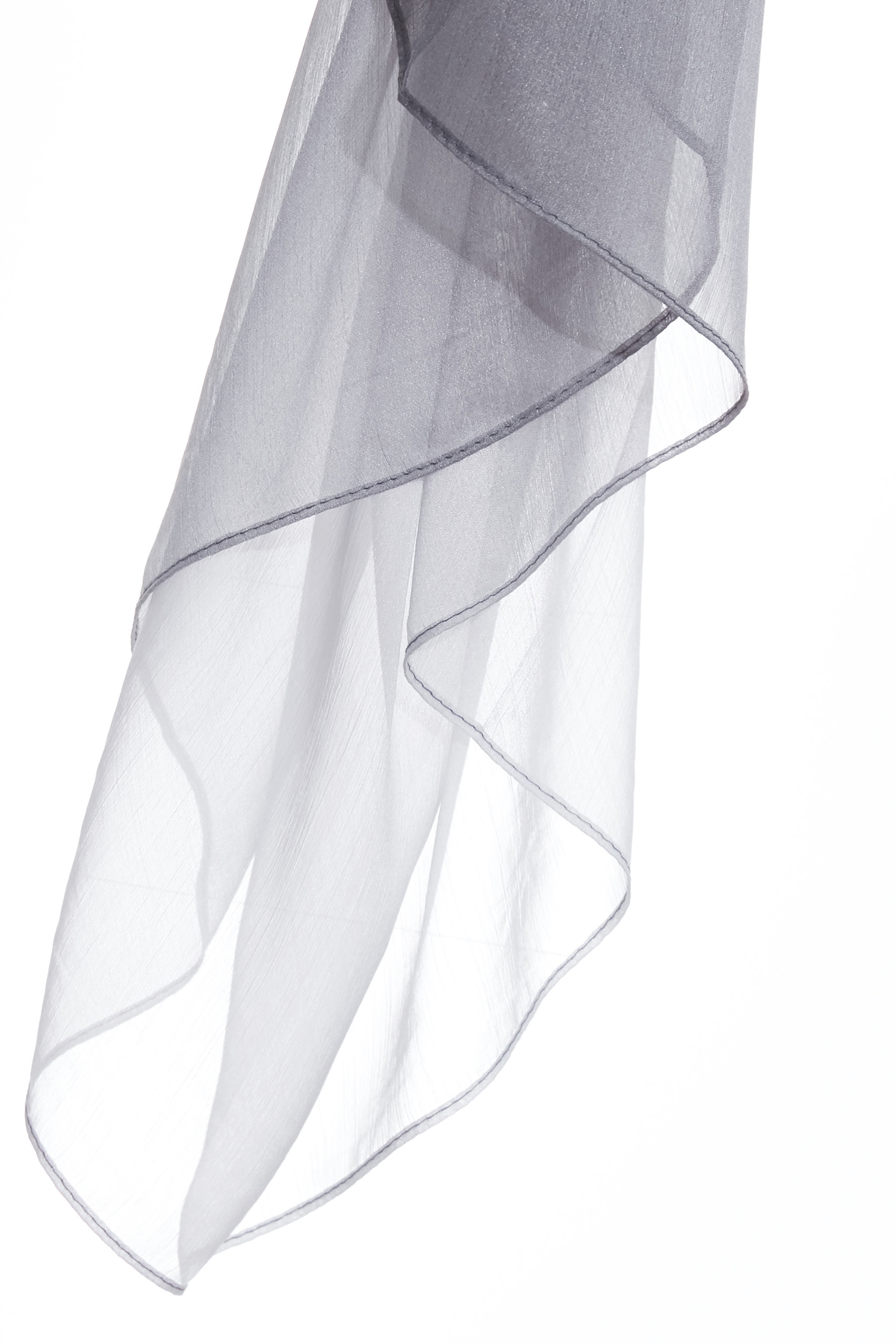 時尚霧灰絲巾時尚霧灰絲巾,秋冬穿搭