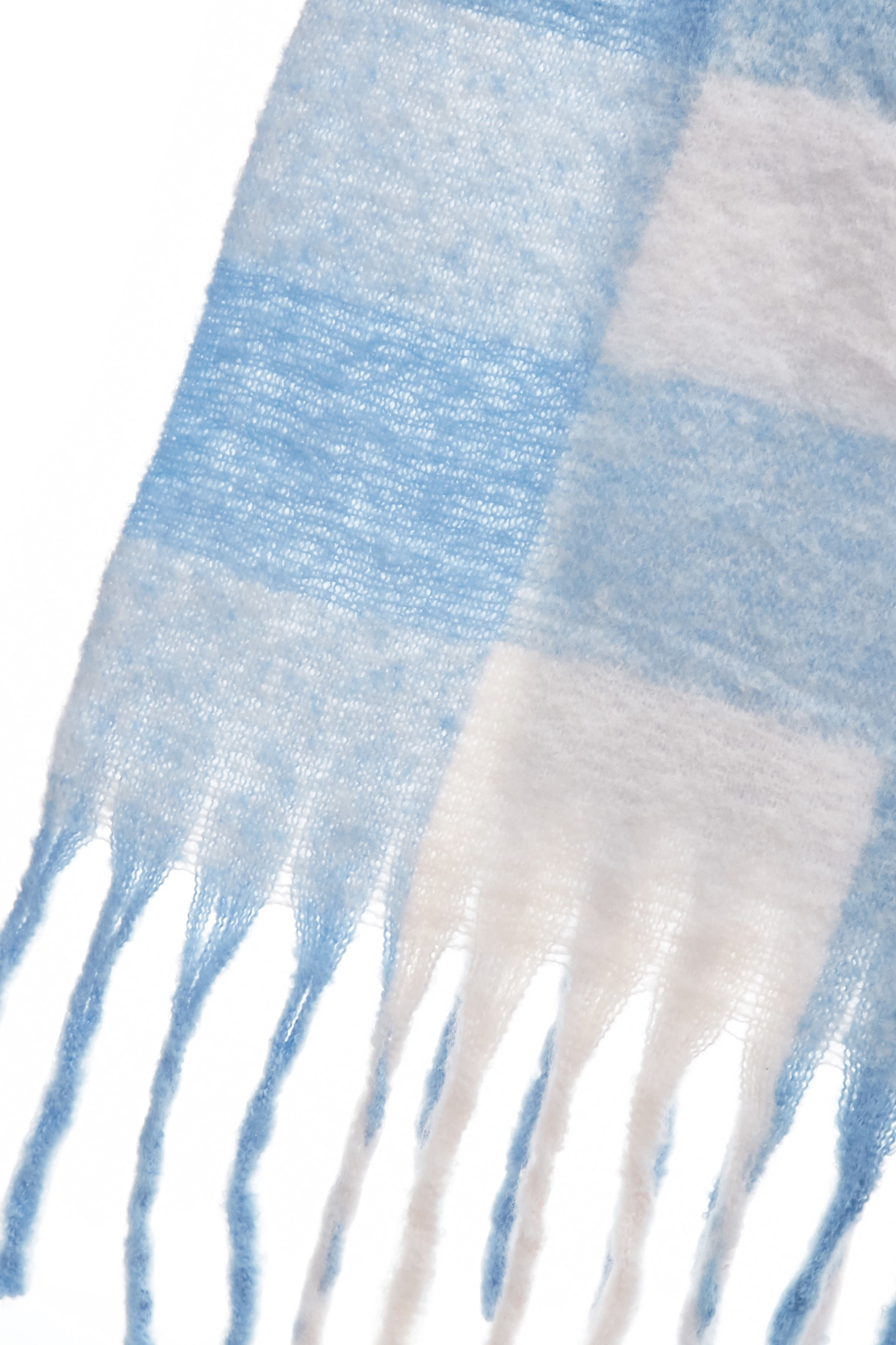 簡約藍白格紋暖絨圍巾簡約藍白格紋暖絨圍巾,圍巾,格紋,秋冬穿搭,針織