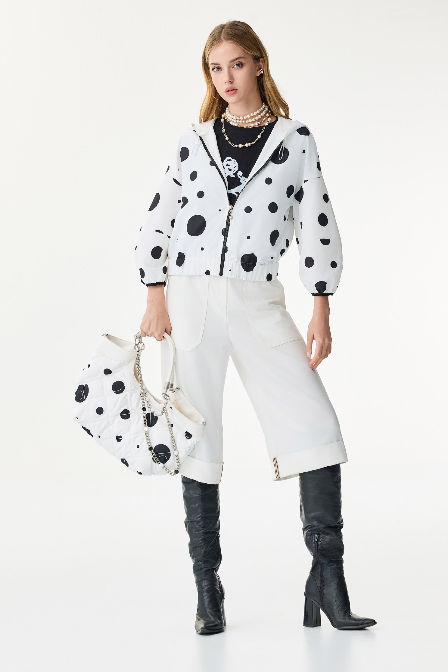 經典款點點鋪棉菱格包經典款點點鋪棉菱格包,春夏穿搭