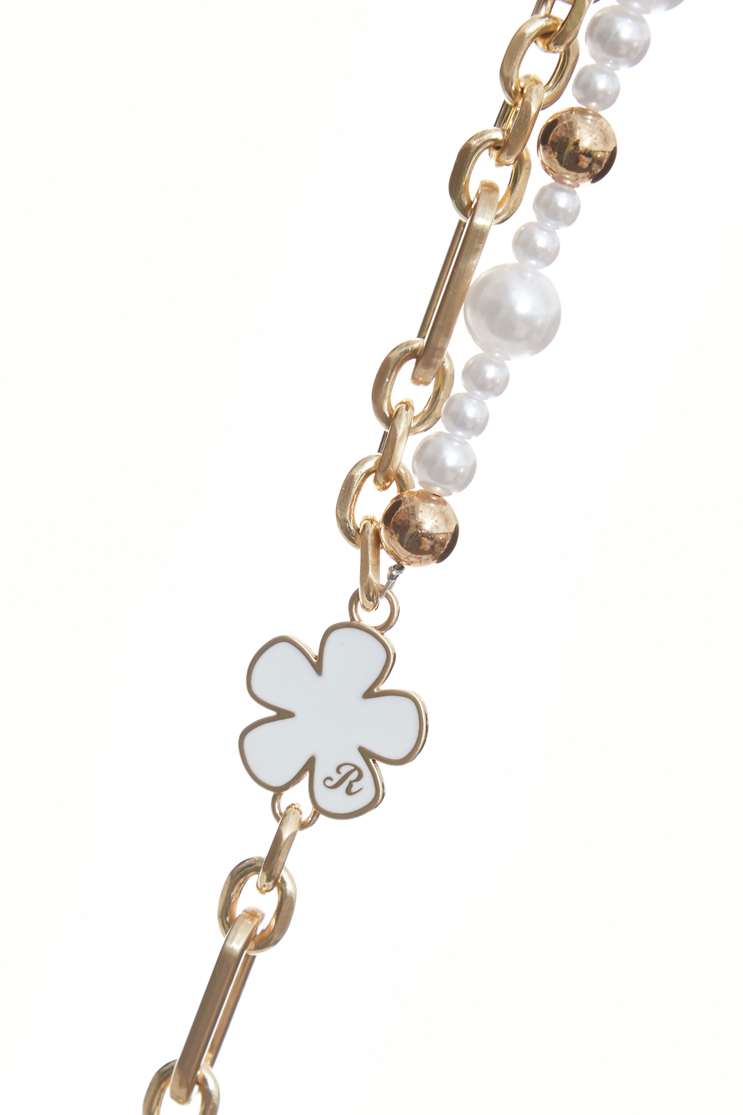 優雅花朵多用肩背包優雅花朵多用肩背包,側背包,春夏穿搭,珍珠,皮革,肩背包