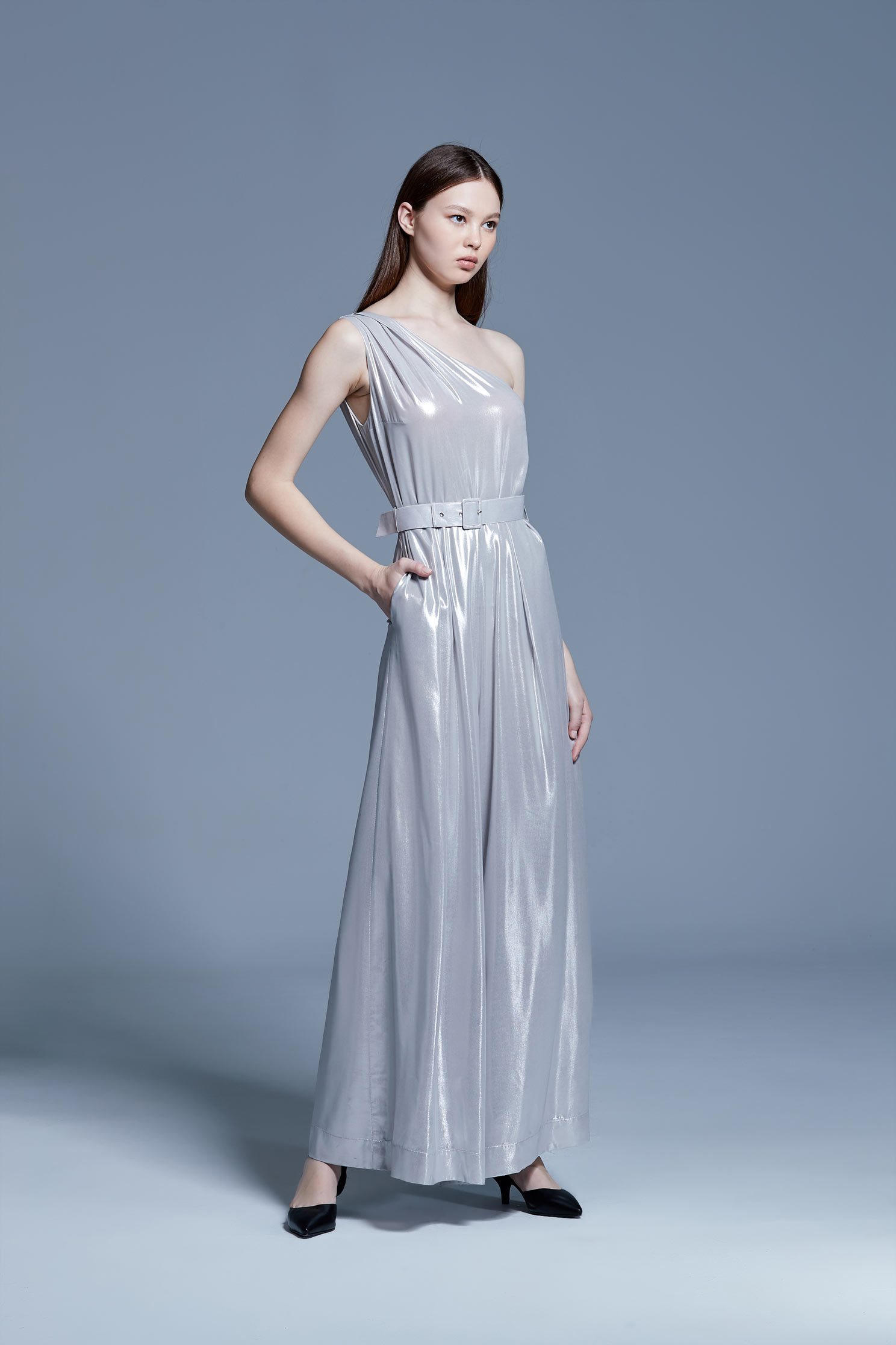 Water-light silver satin jumpsuit wide-leg pants,culottespants,cocktaildress,eveningwear,pants,jumpsuit