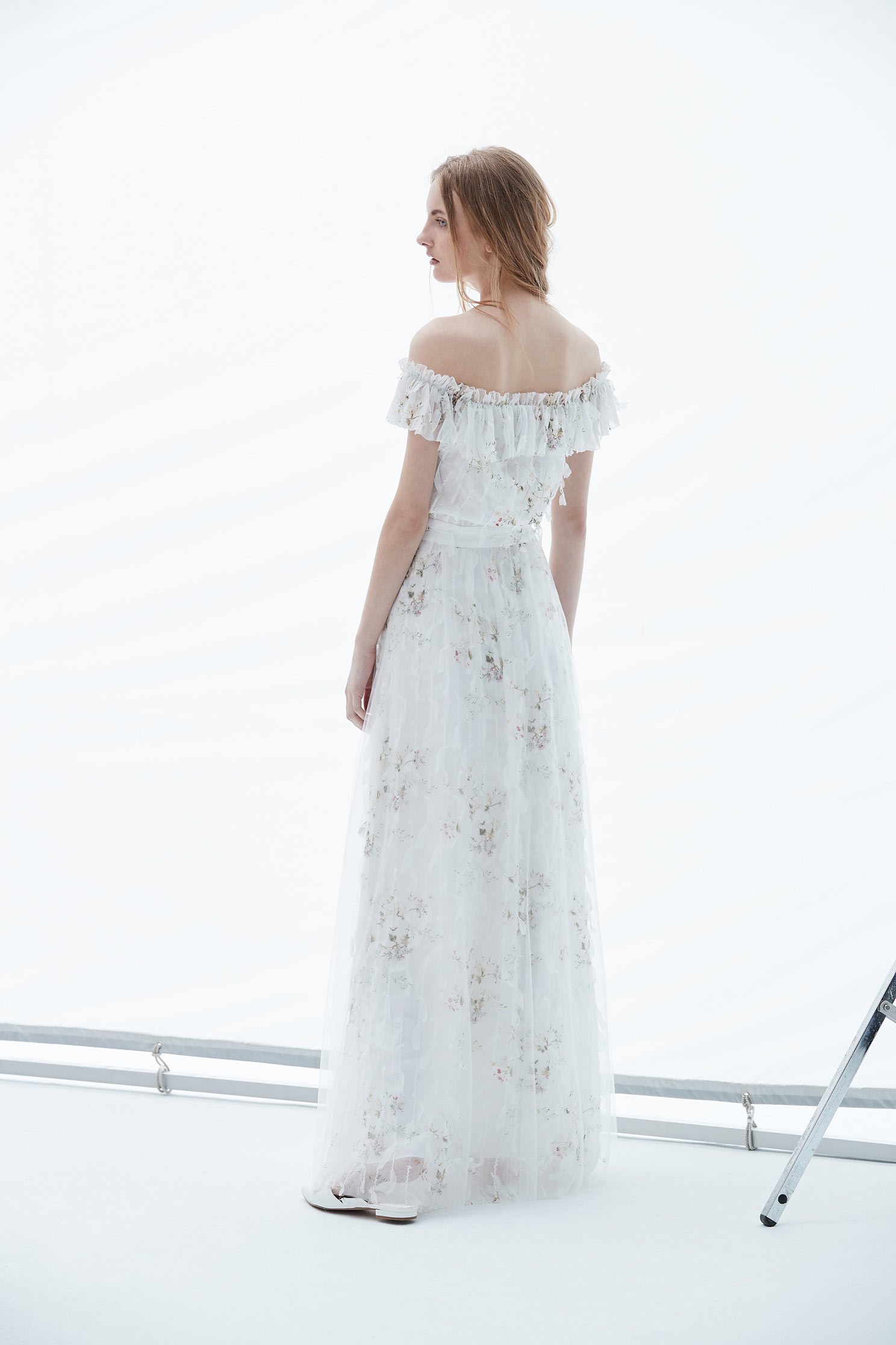 Fairy and elegant fashion dress,boatneckdress,cocktaildress,sleevelessdress,whitedress,eveningwear,longdress,chiffon,chiffondress