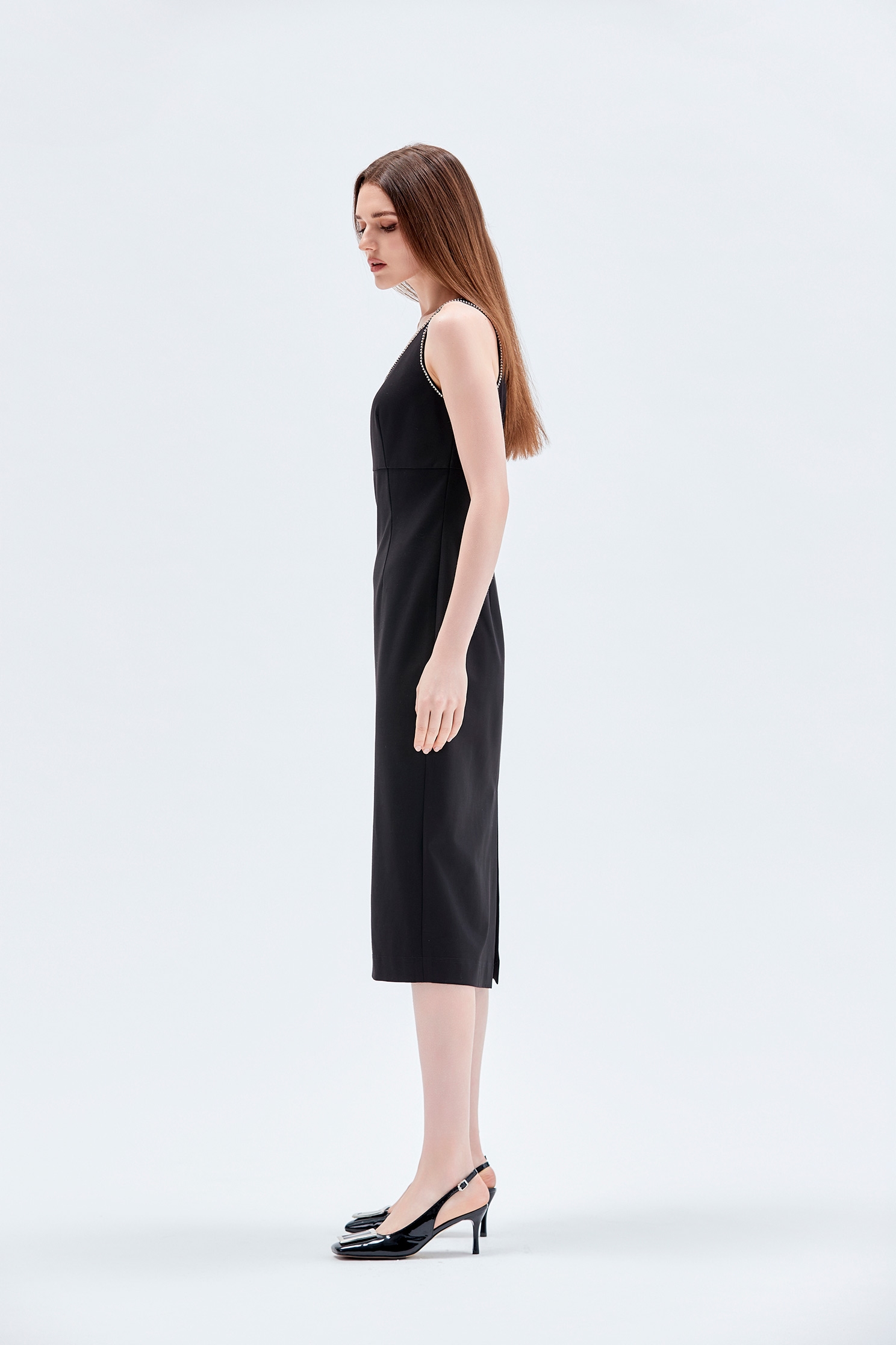 法式典雅禮服小洋裝法式典雅禮服小洋裝,小禮服,洋裝特輯,無袖洋裝,短袖洋裝,禮服,秋冬穿搭,黑色洋裝