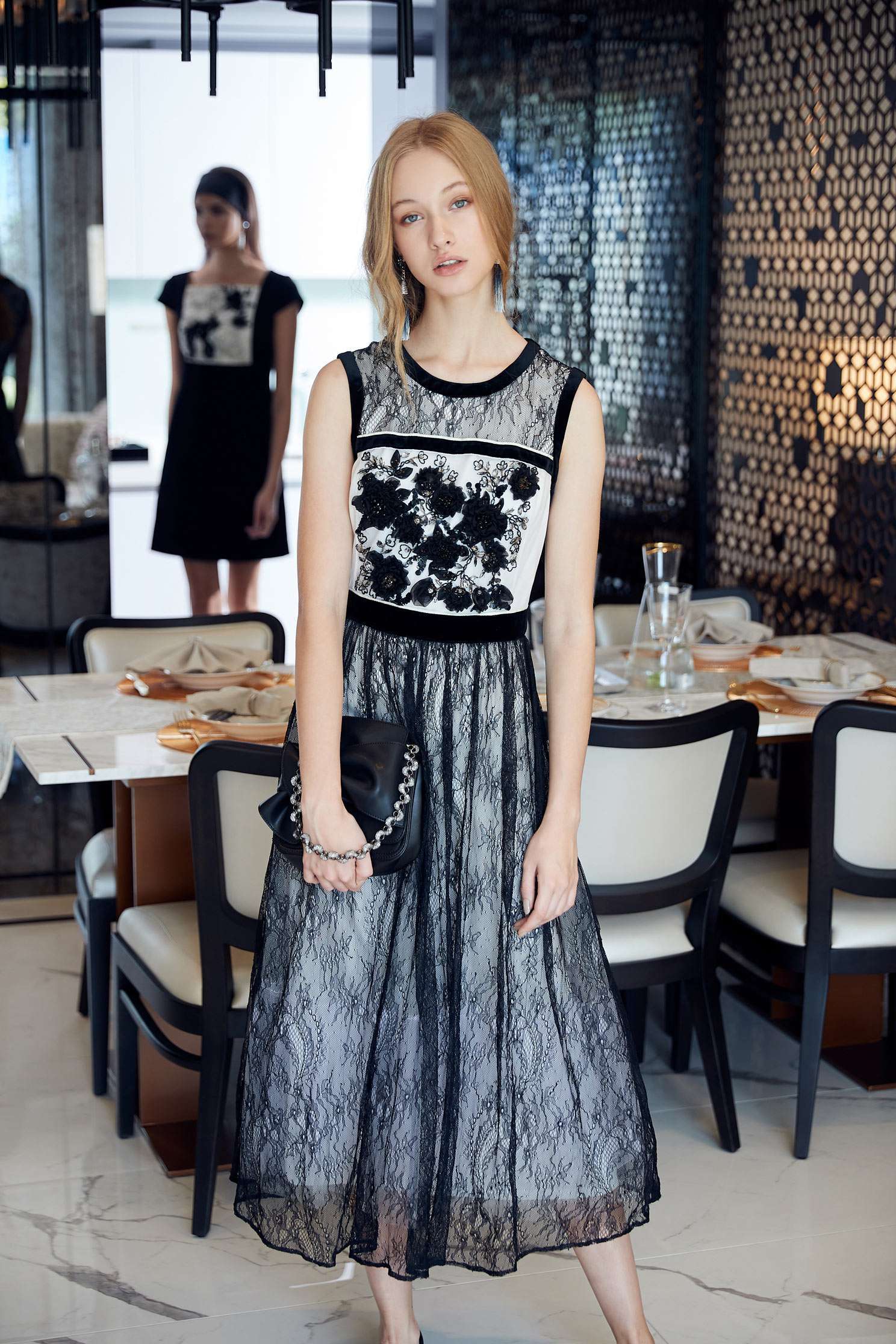 Graceful flowers emroidery dress,embroidery,embroiderddress,cocktaildress,sleevelessdress,eveningwear,embroidered,lace,lacedress,perspectivedress,blackdress