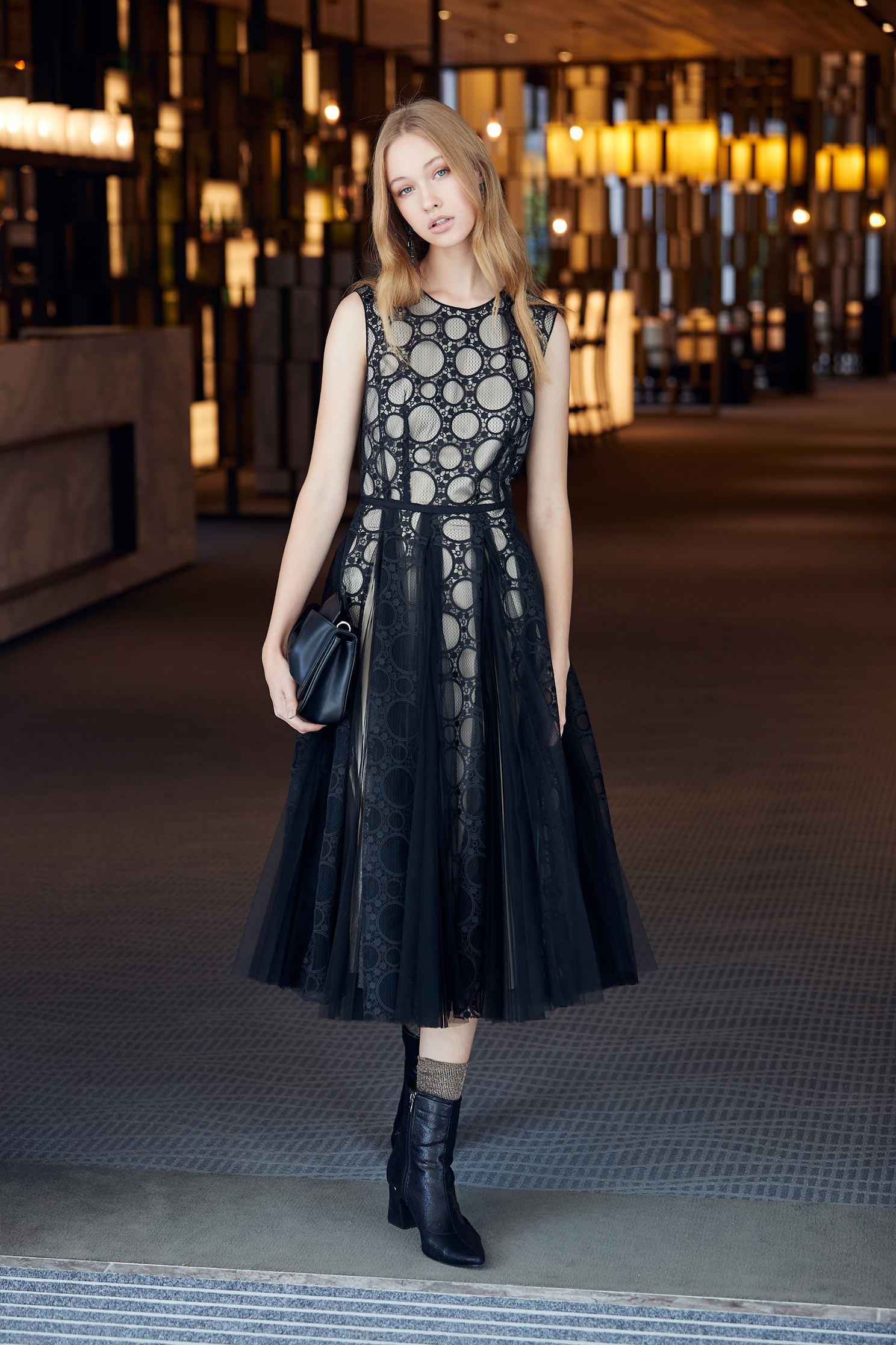Elegance and gorgeous designed dress,cocktaildress,sleevelessdress,lace,lacedress