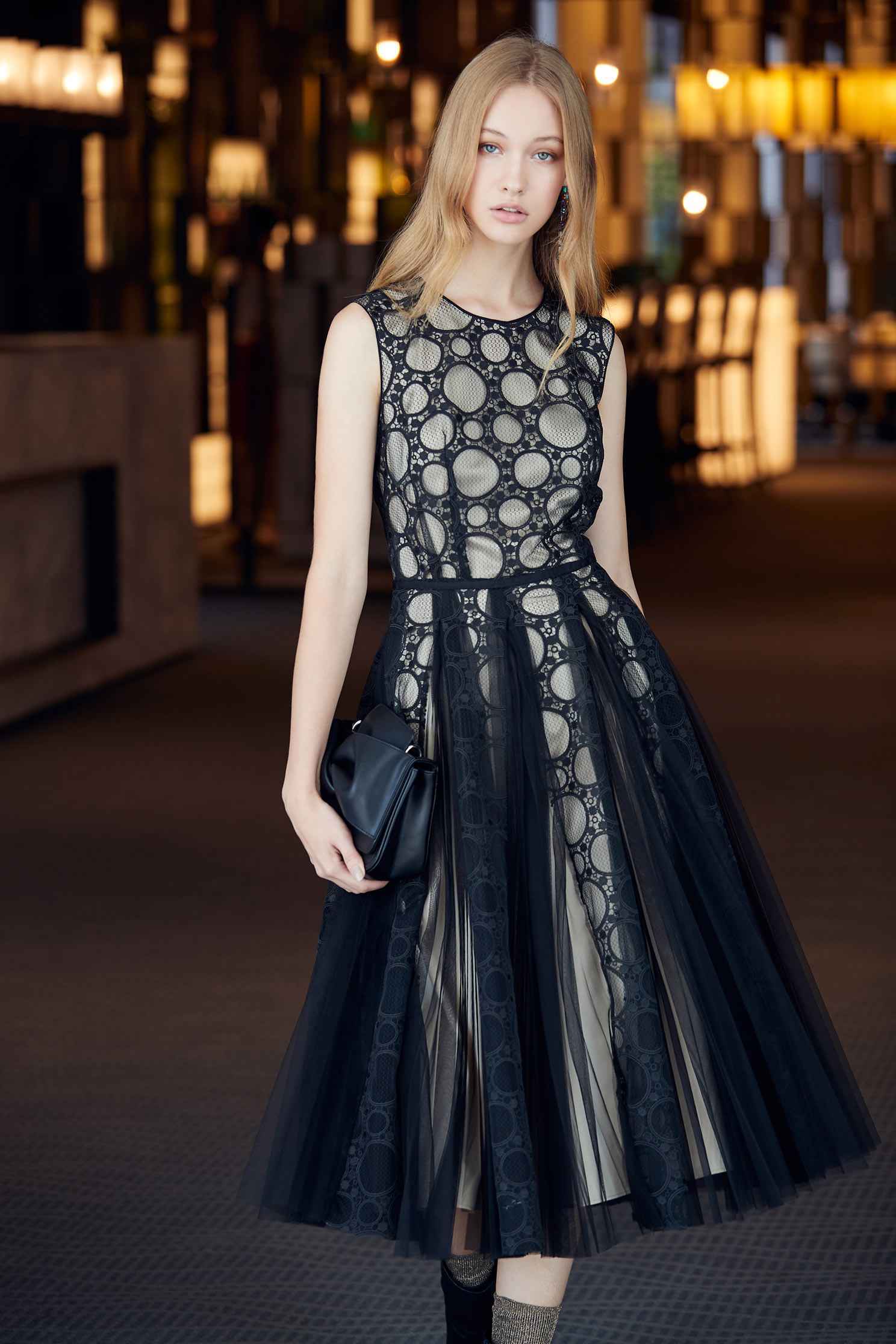 Elegance and gorgeous designed dress,cocktaildress,sleevelessdress,lace,lacedress