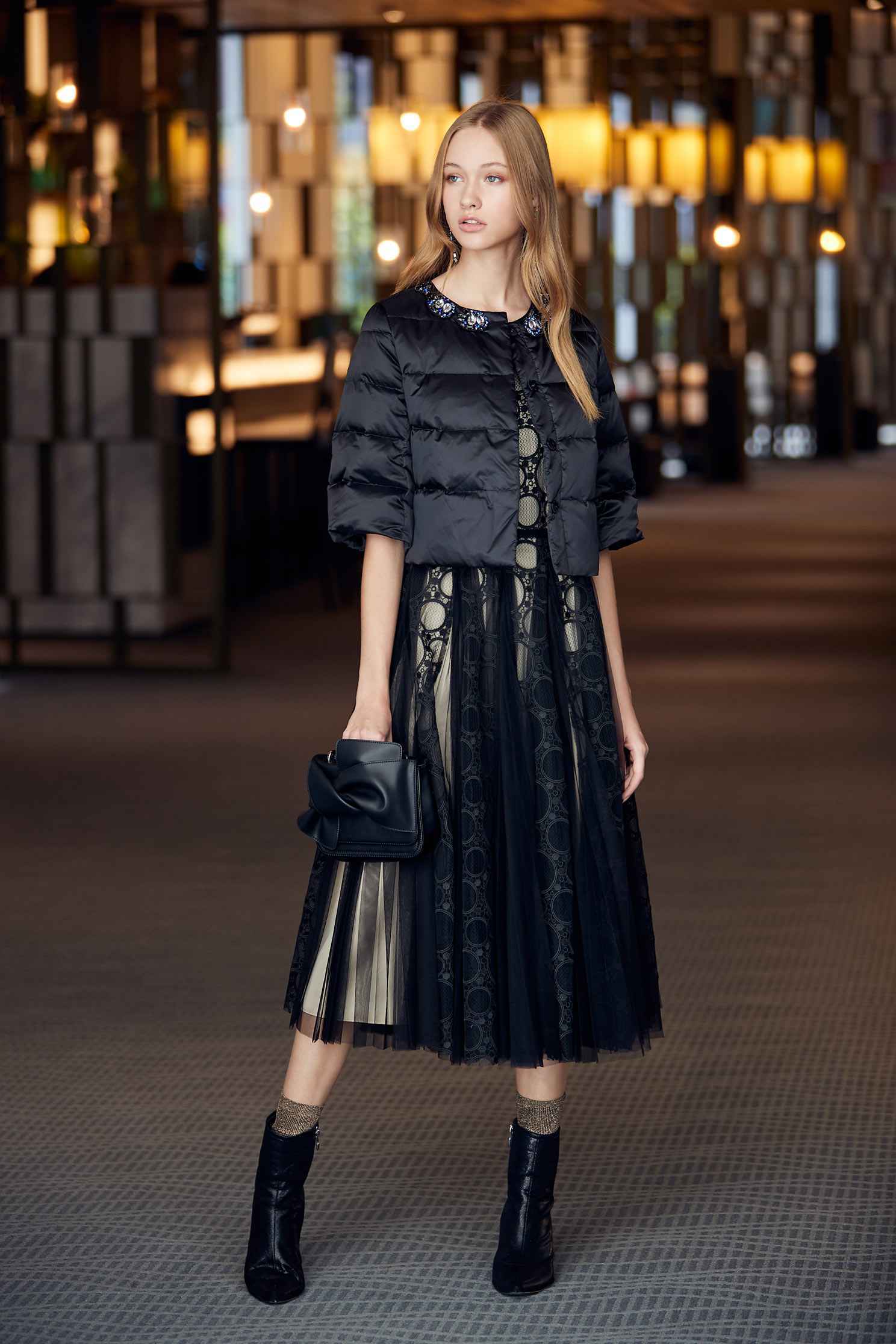 Elegance and gorgeous designed dress,cocktaildress,sleevelessdress,lace,lacedress