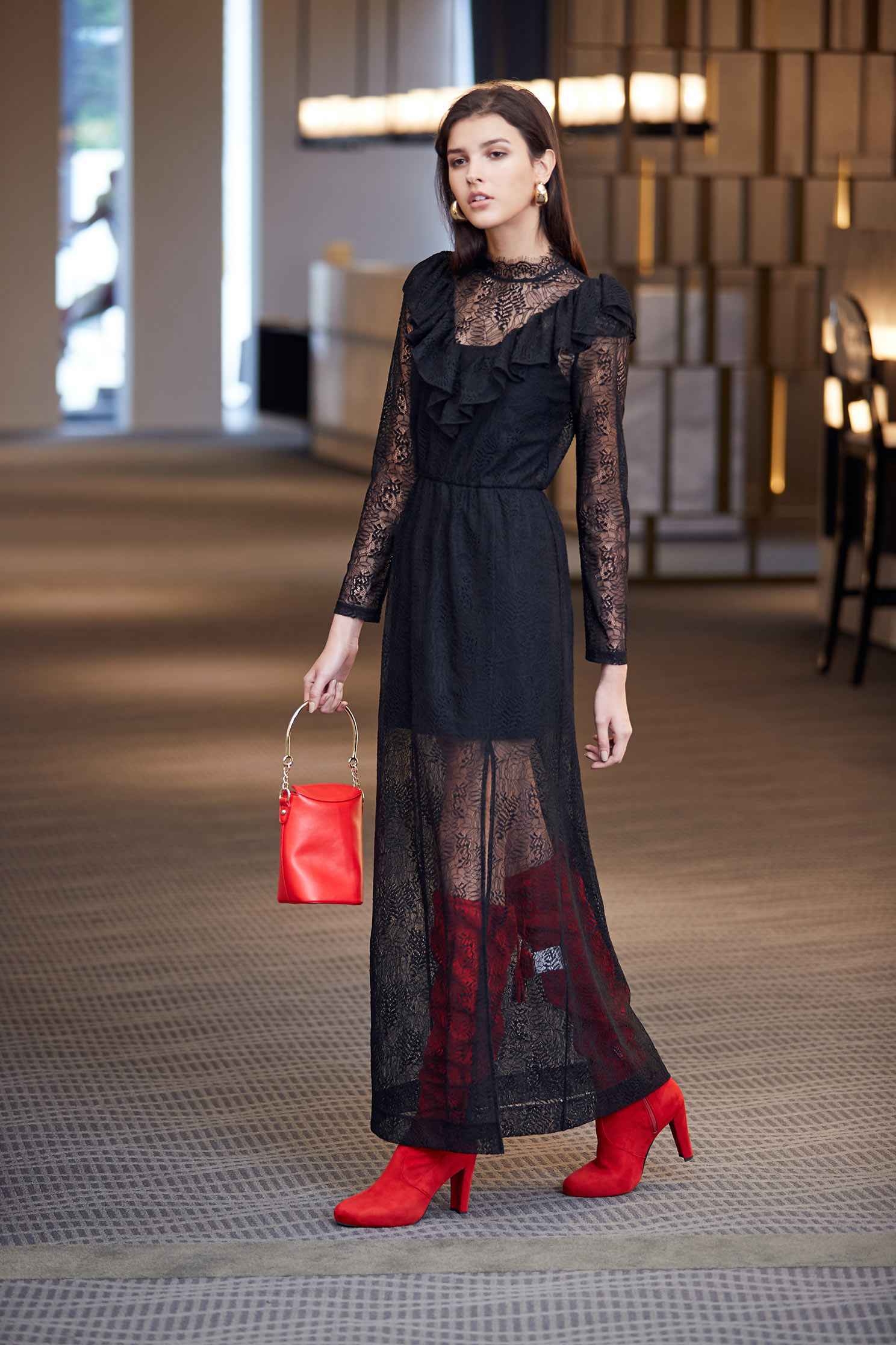 Gorgeous design dress,cocktaildress,lace,lacedress,perspectivedress,longsleevedress,blackdress