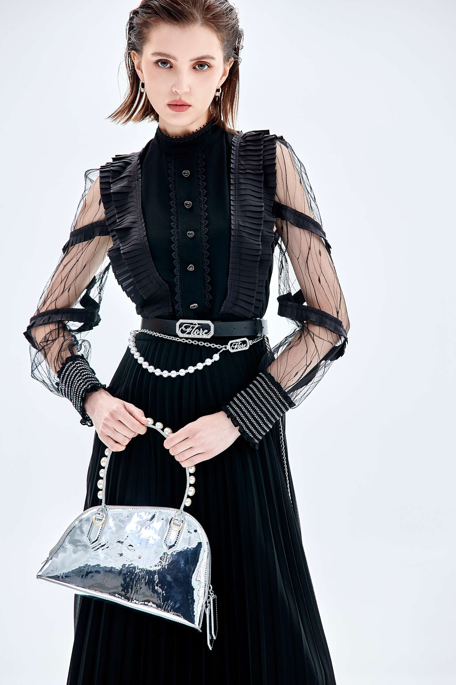 傘景壓摺仙女長洋裝傘景壓摺仙女長洋裝,一般洋裝,人氣商品,洋裝特輯,無袖洋裝,短袖洋裝,秋冬穿搭,長洋裝,黑色洋裝