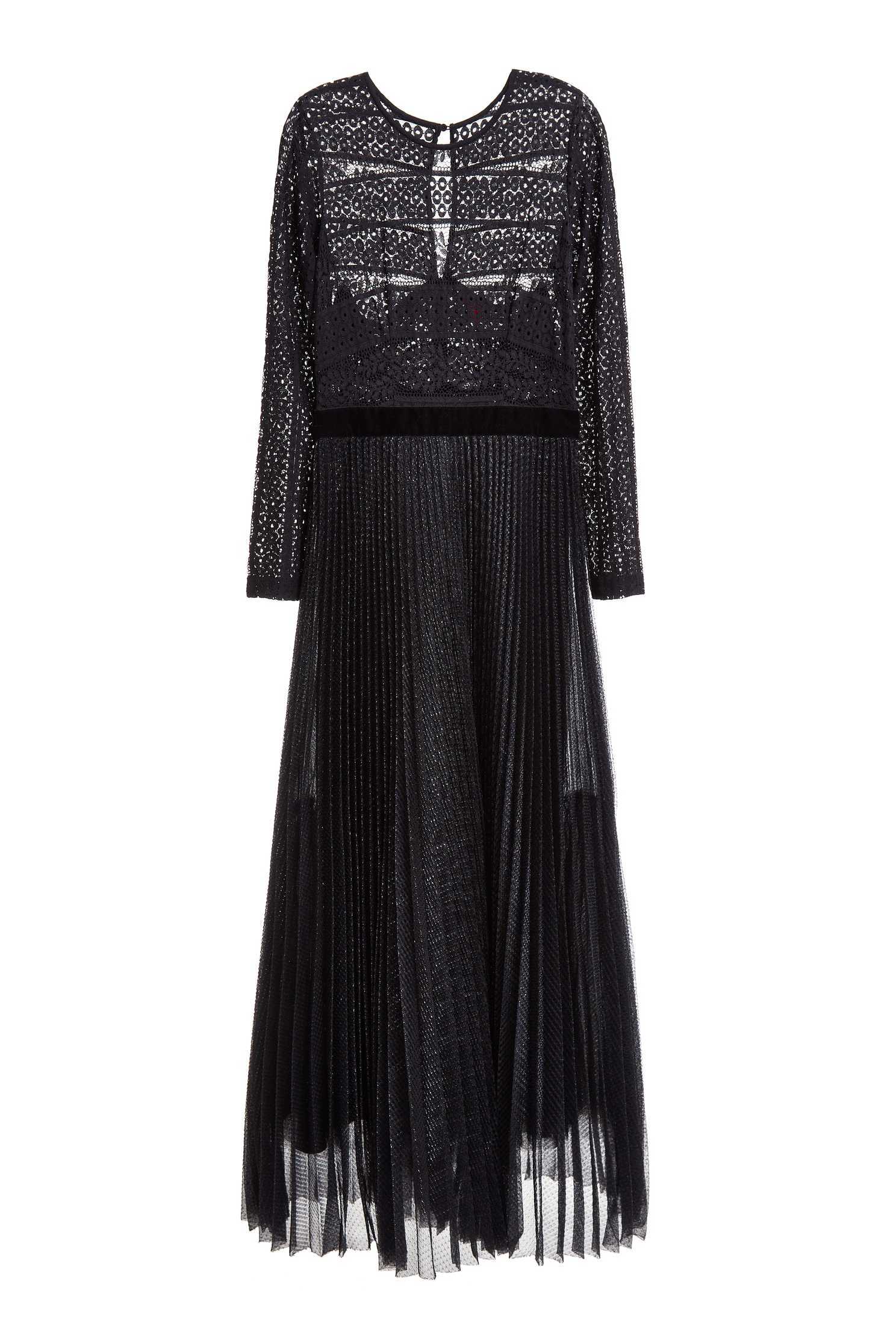 Elegant and gorgeous dress,cocktaildress,eveningwear,lace,lacedress,perspectivedress,longsleevedress,blackdress
