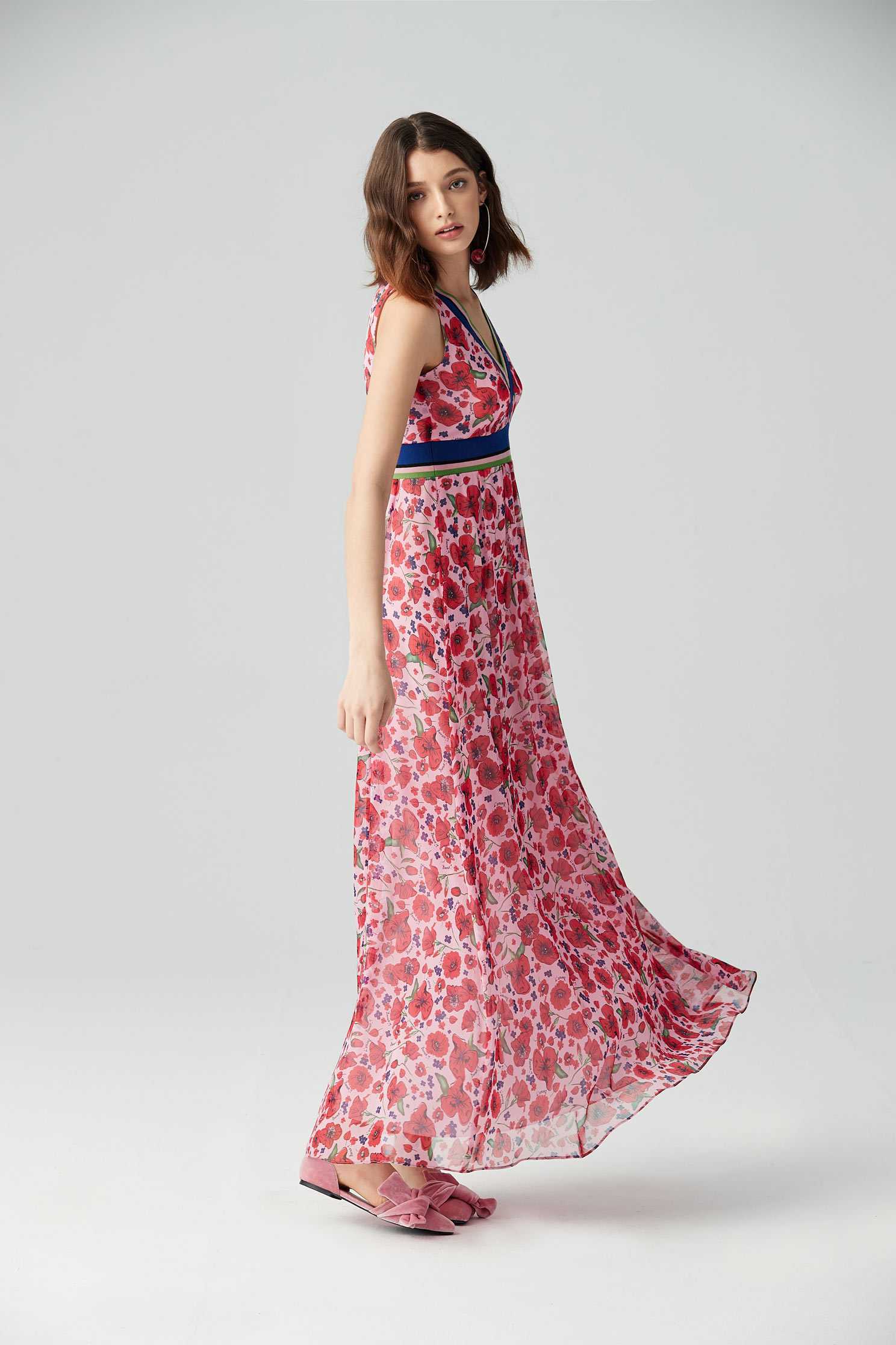 Retro V neckline and Gorgeous Sleeveless Dress,v-neckdress,printeddress,cocktaildress,sleevelessdress