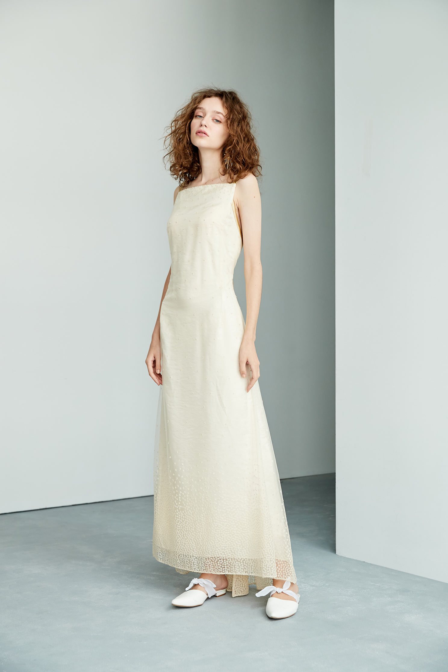 Elegant and gorgeous dress,boatneckdress,embroidery,embroiderddress,cocktaildress,sleevelessdress,eveningwear,spaghettistrap,spaghettistrapdress,embroidered