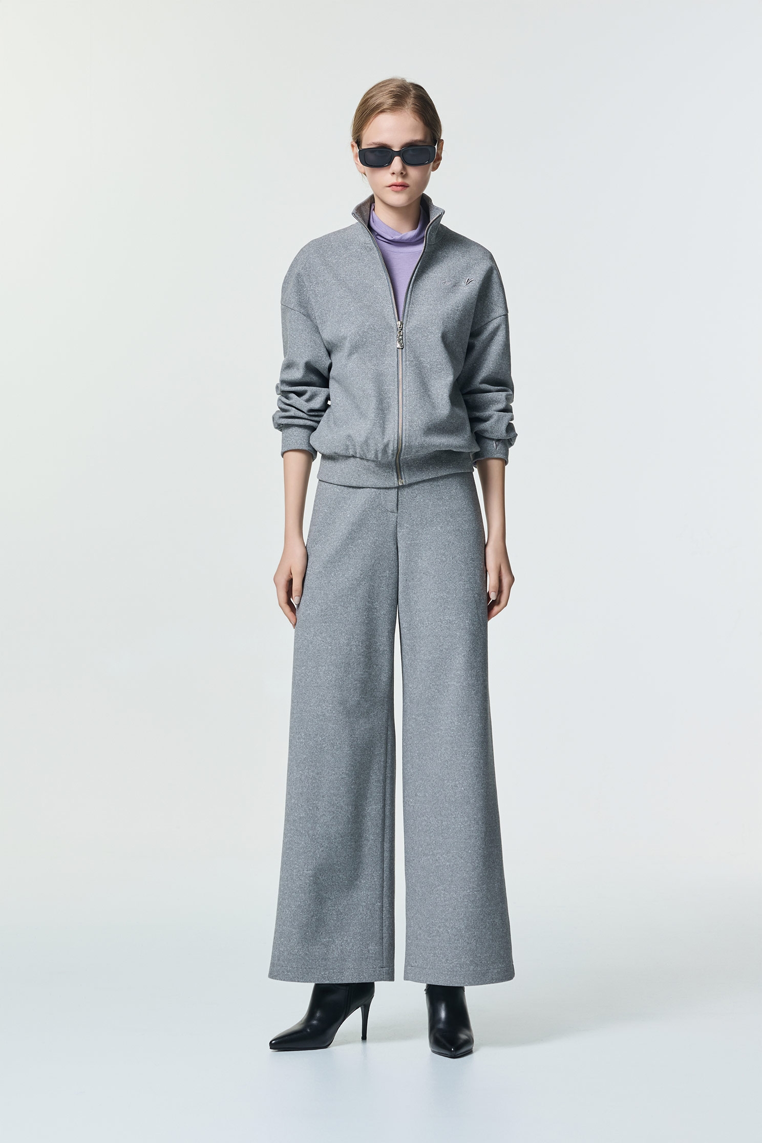 安靜灰簡約休閒外套安靜灰簡約休閒外套,一般外套,刺繡,外套,春夏穿搭,時髦成套搭配,簡約穿搭