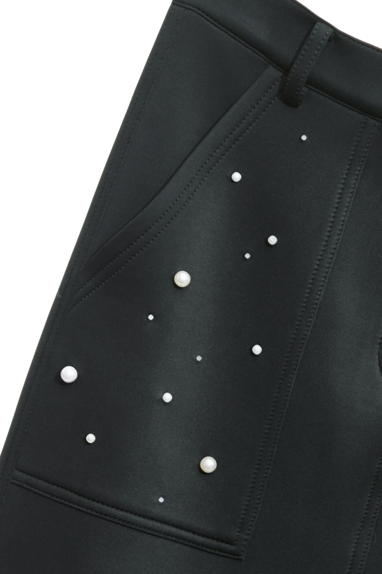 晚山新黛珍珠口袋長裙晚山新黛珍珠口袋長裙,刺繡,春夏穿搭,時髦成套搭配,珍珠,簡約穿搭,長裙