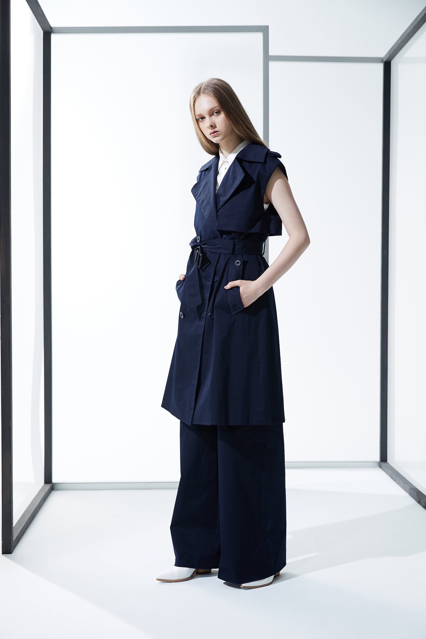 Wide collar sleeceless top,vest,vest,windbreaker