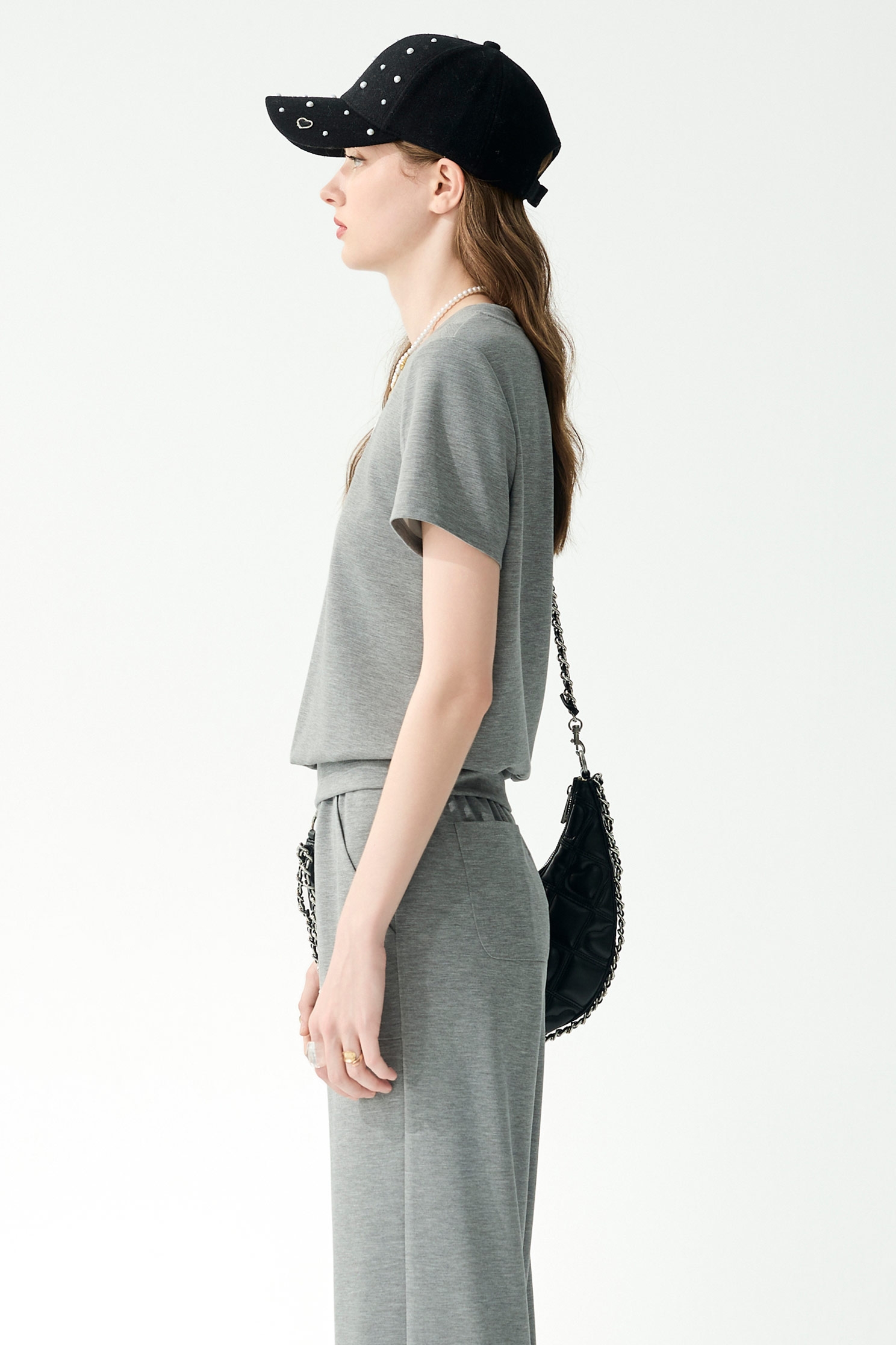 綴美麗溫室刺繡上衣綴美麗溫室刺繡上衣,上衣,刺繡,春夏穿搭,蕾絲