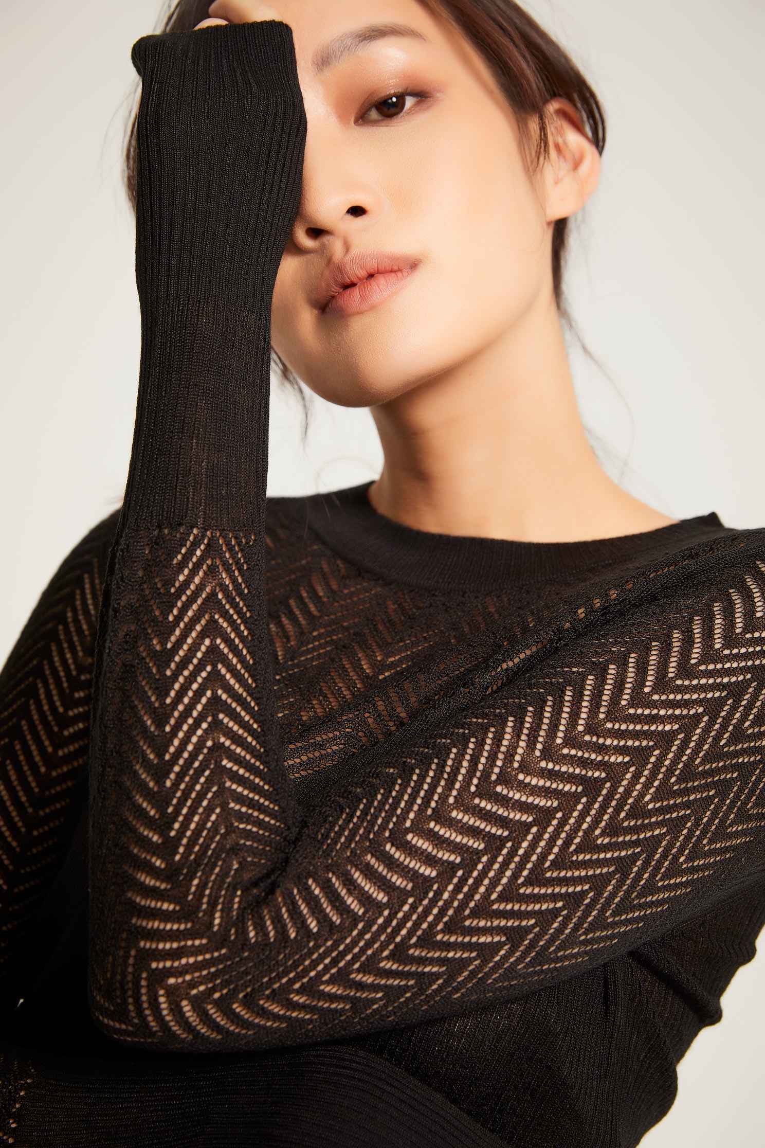 High-necked knitwear,圓領上衣,簍空上衣,Fantasy purple,knitting,Knitted top,Knitted Top,Turtleneck top,黑色上衣