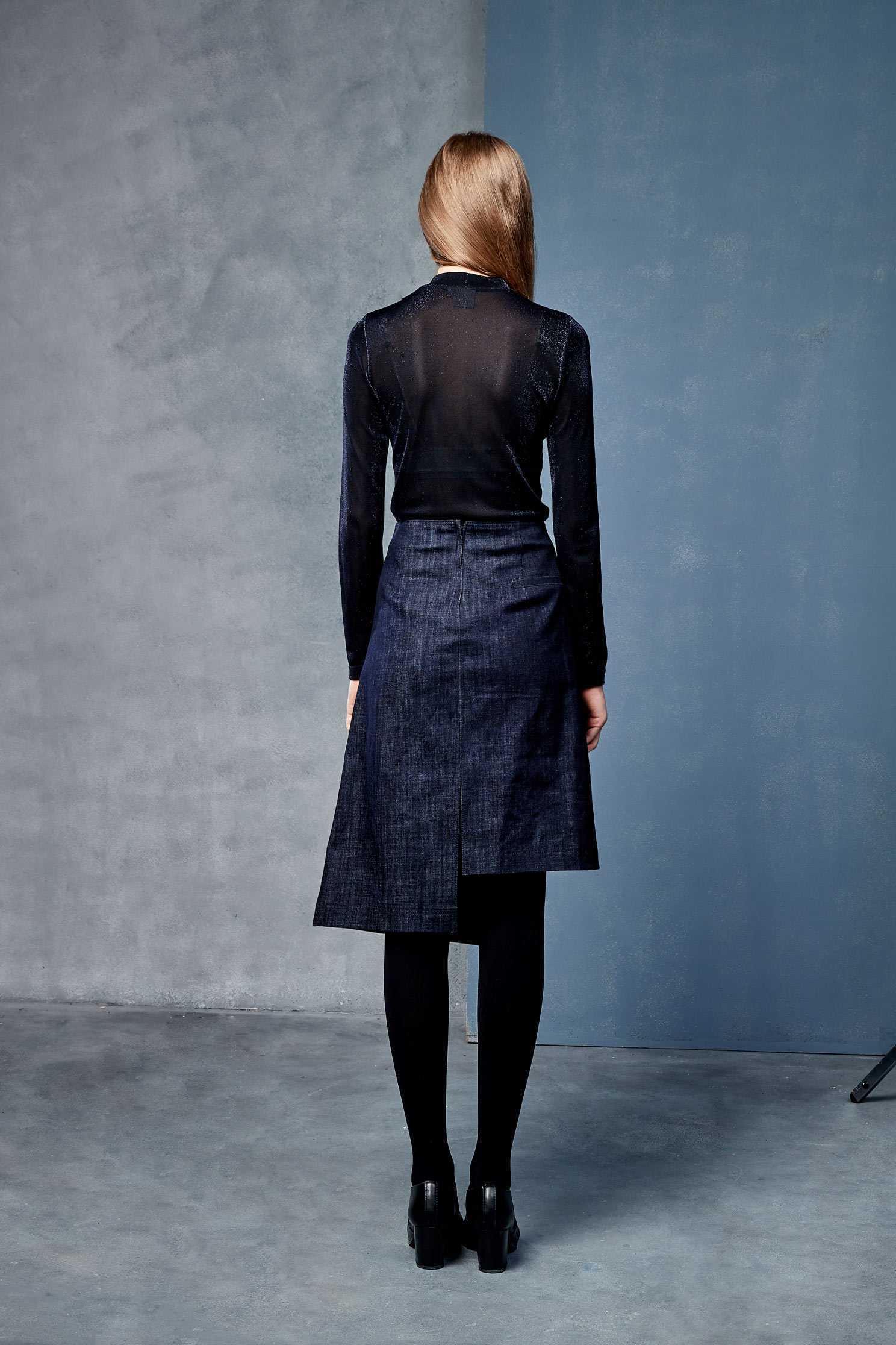 Simple blue glitter top,top,see-throughtop,knitting,knittedtop,knittedtop,longsleevetop