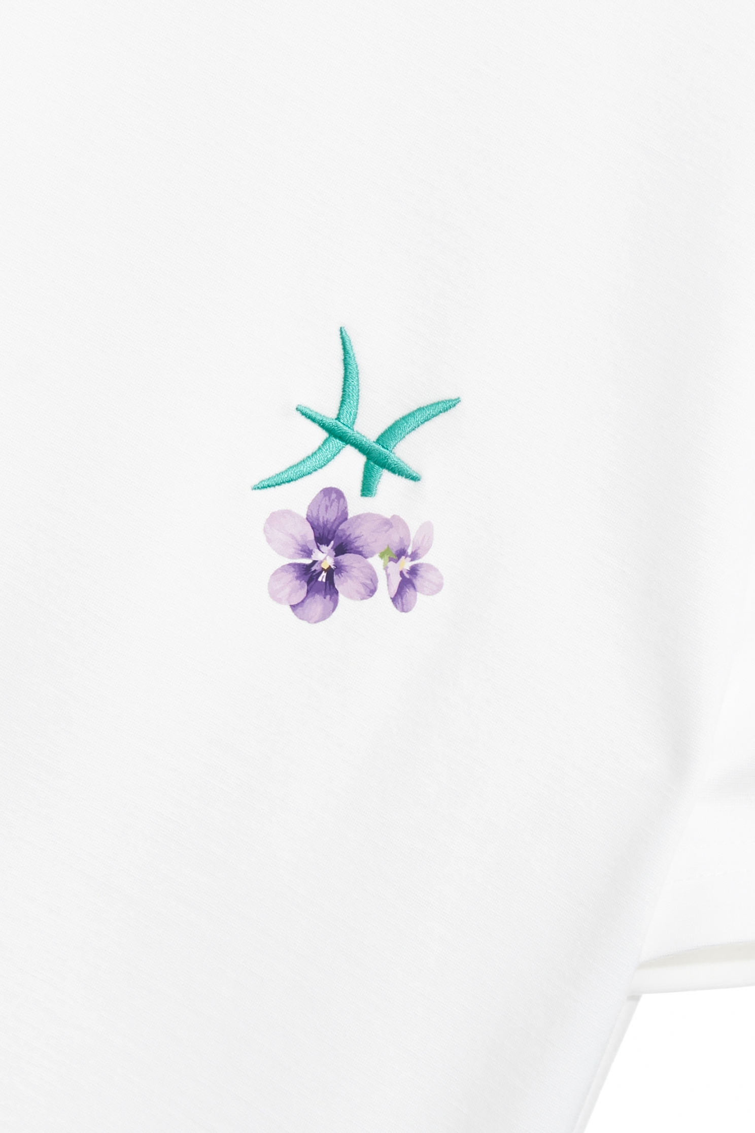 雙魚座花卉T恤上衣雙魚座花卉T恤上衣,上衣,刺繡,抗UV,涼感,白色上衣,秋冬穿搭,透氣舒適
