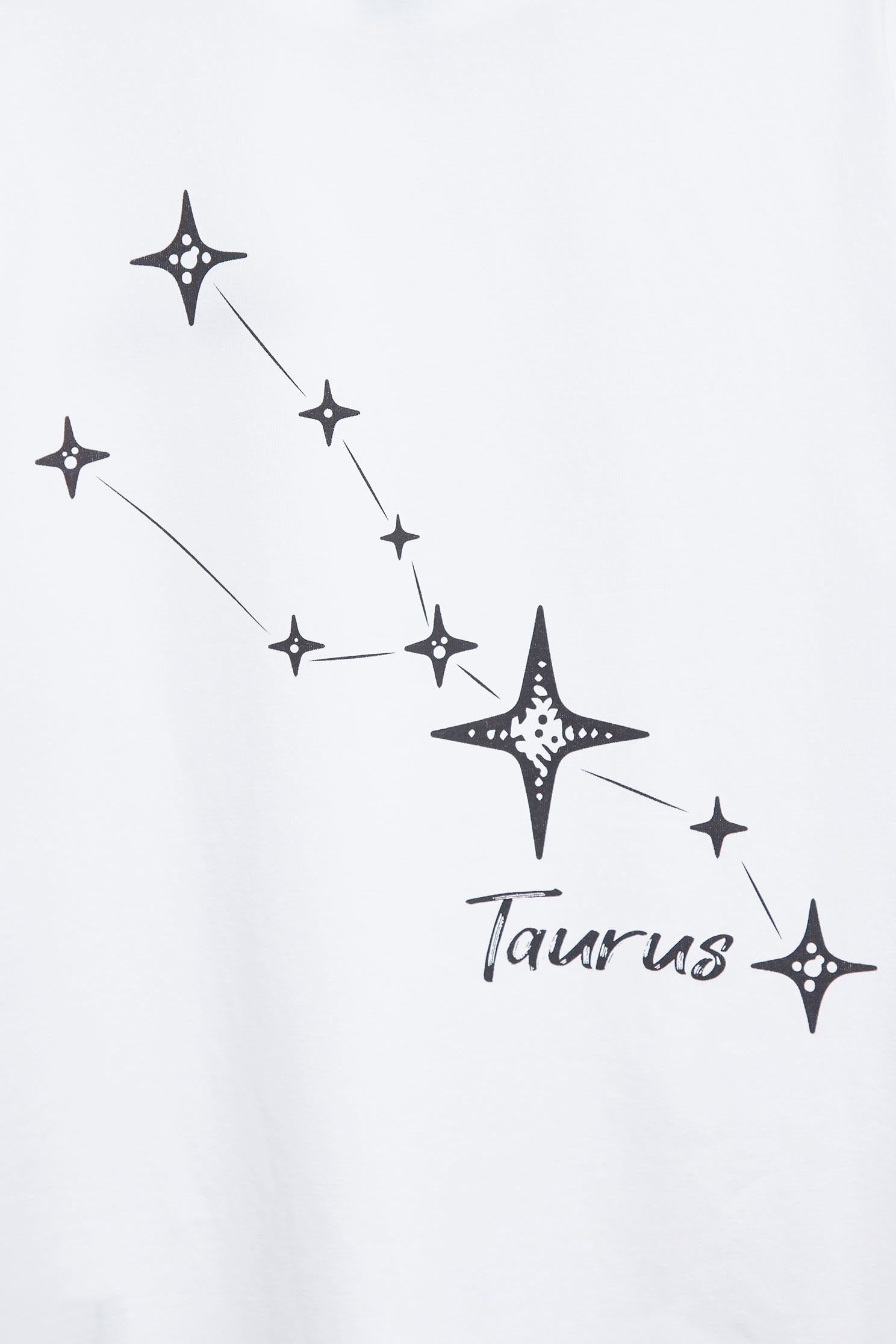 金牛座男版T恤上衣金牛座男版T恤上衣,T-Shirt,上衣,刺繡,白色上衣,秋冬穿搭,黑色上衣