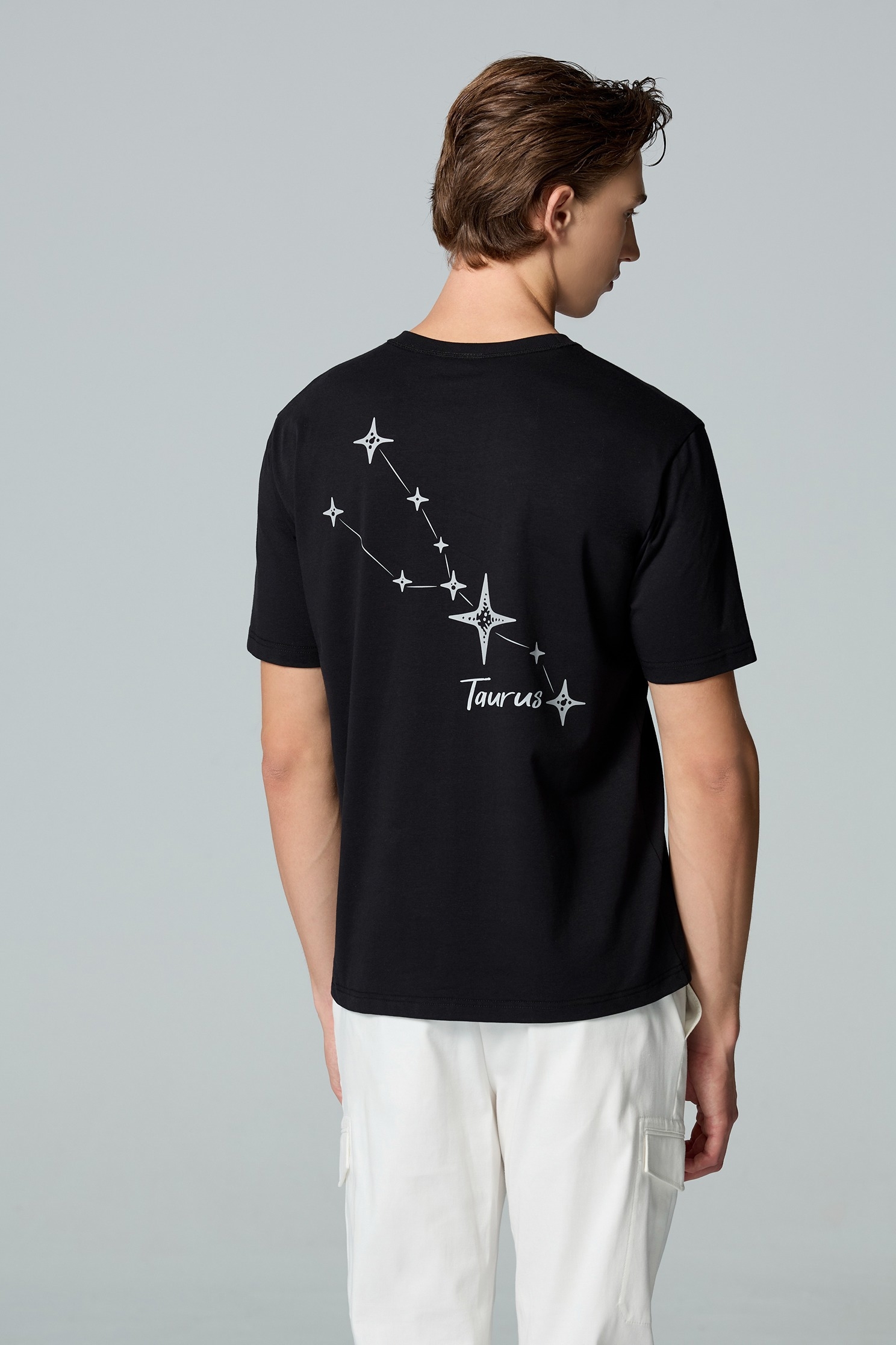 金牛座男版T恤上衣金牛座男版T恤上衣,T-Shirt,上衣,刺繡,吸濕,抗UV,涼感,白色上衣,黑色上衣