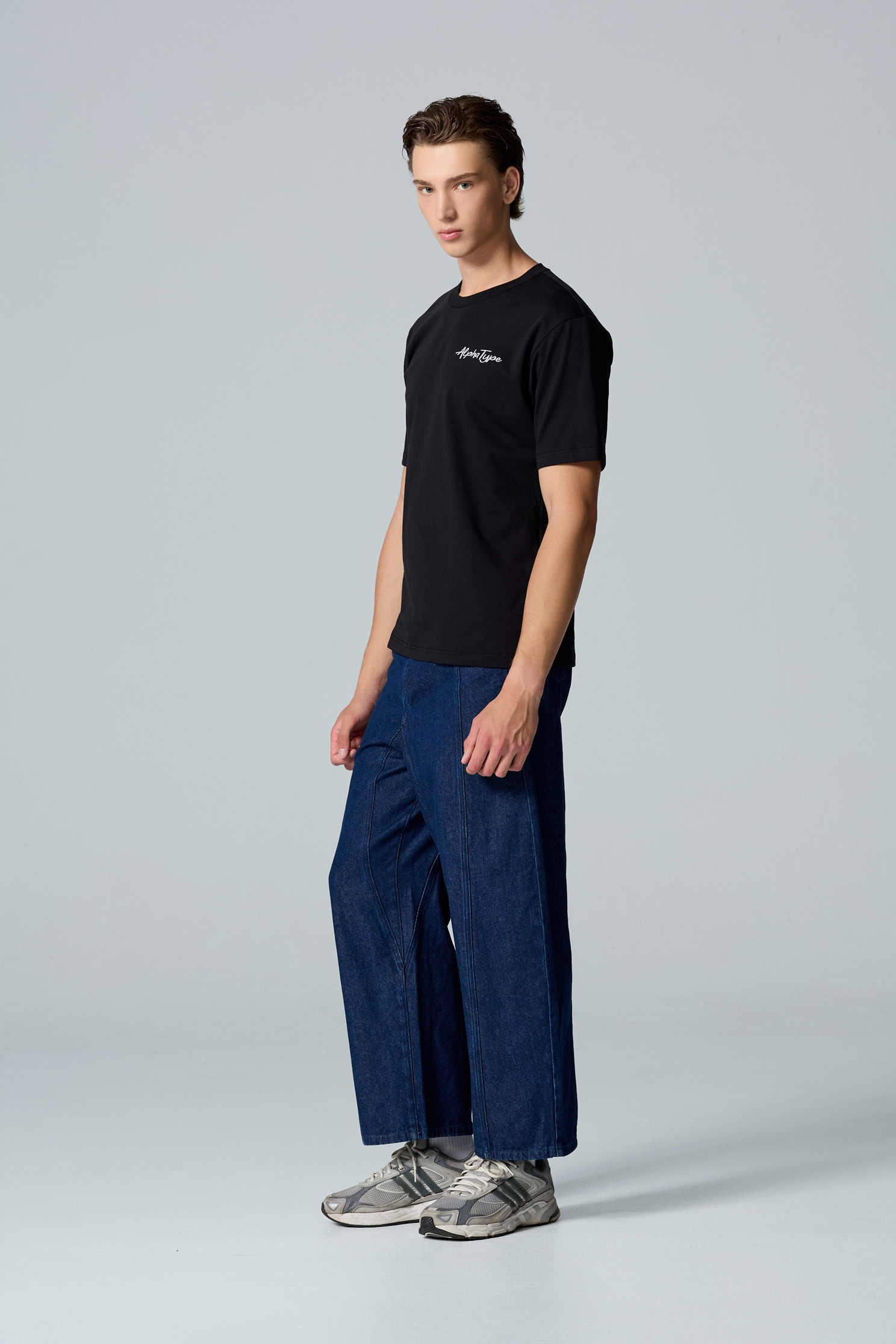 水瓶座男版T恤上衣水瓶座男版T恤上衣,T-Shirt,上衣,刺繡,吸濕,抗UV,涼感,白色上衣,黑色上衣
