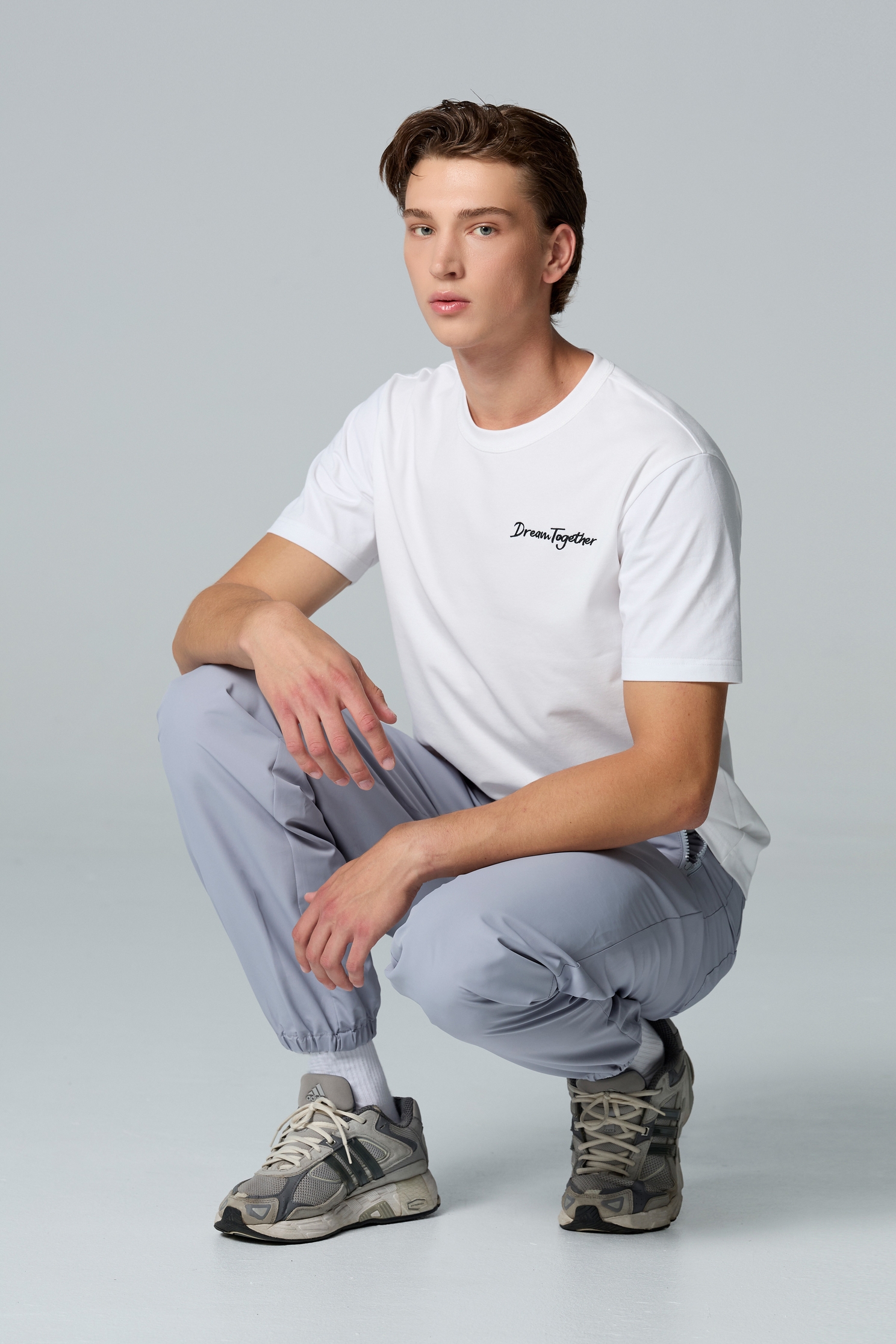 雙魚座男版T恤上衣雙魚座男版T恤上衣,T-Shirt,上衣,刺繡,白色上衣,秋冬穿搭,黑色上衣