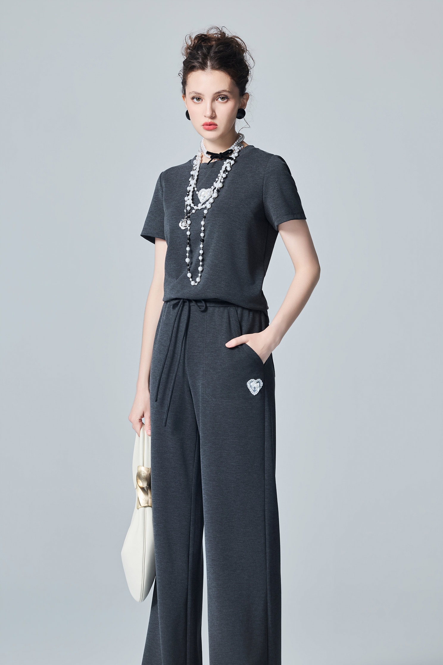 極簡靜謐灰休閒上衣Casual Short Sleeve Top,上衣,秋冬穿搭,蕾絲