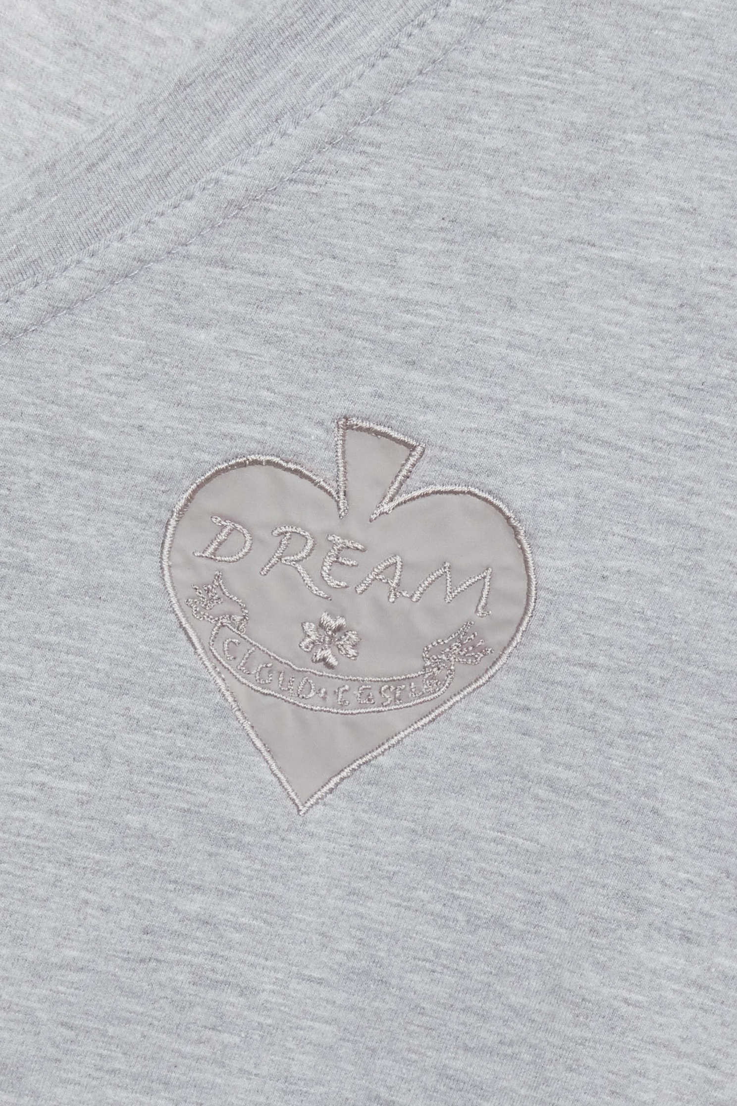 桃心圖騰刺繡T恤上衣桃心圖騰刺繡T恤上衣,T-Shirt,上衣,刺繡,春夏穿搭