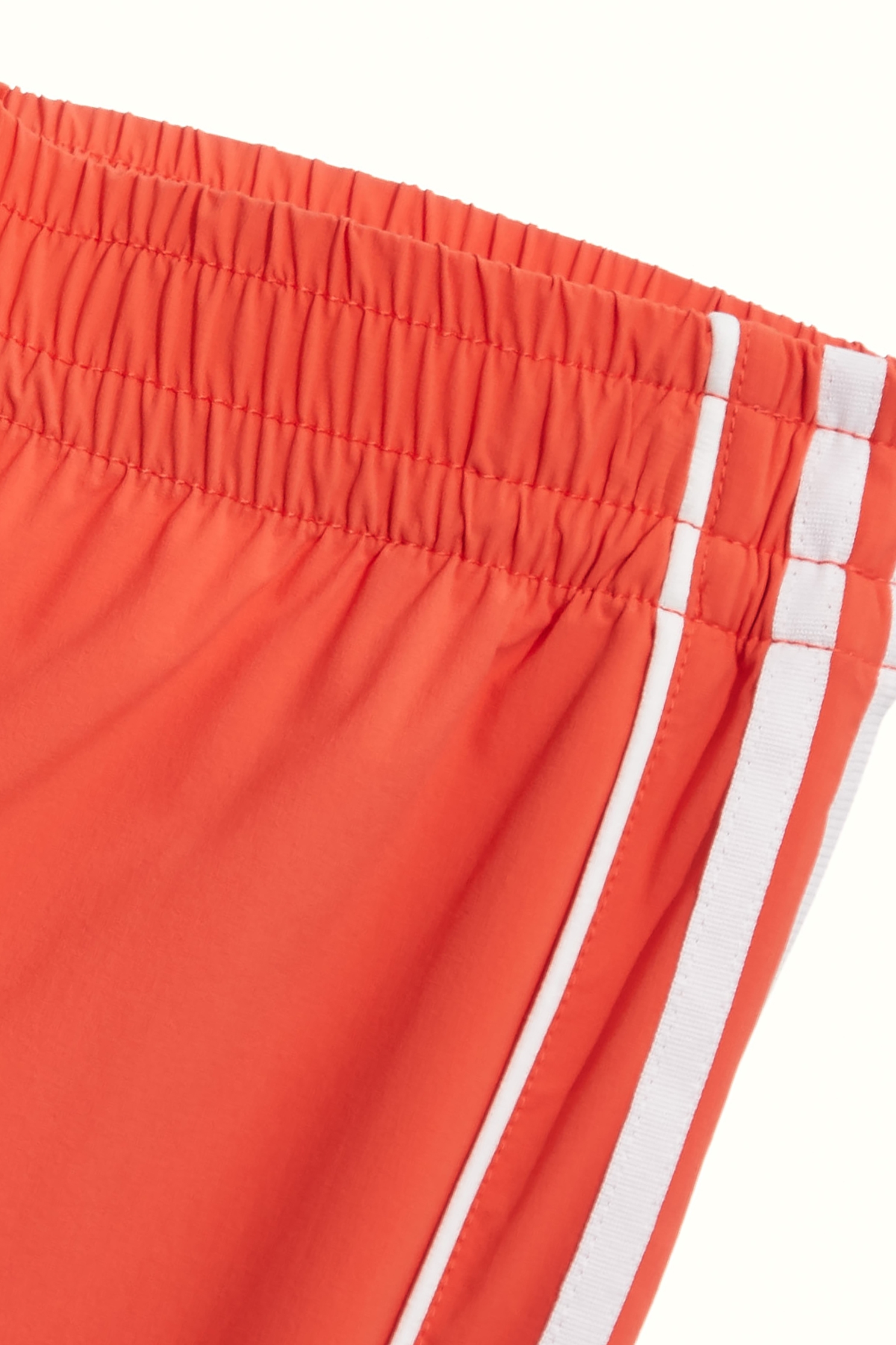 彩虹衣膠原蛋白側邊線條長褲彩虹衣膠原蛋白側邊線條長褲,春夏穿搭,褲子