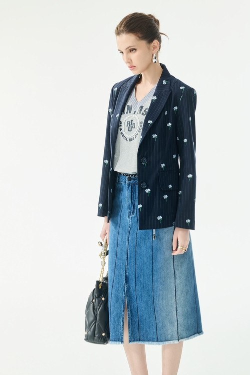 溫室花卉刺繡西裝外套,春夏穿搭