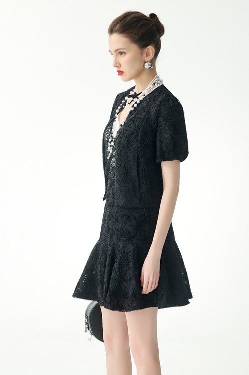 極致黑立體壓花短袖外套,一般外套