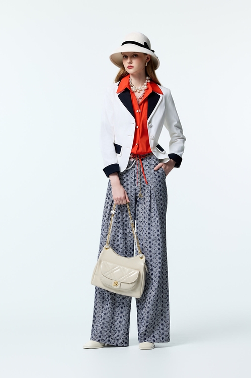 椰奶白配色西裝外套,西裝外套