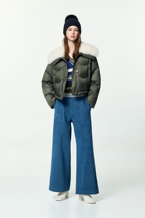 神秘綠領片拼接鵝絨外套,,神秘綠領片拼接鵝絨外套,人氣商品,春夏穿搭,時髦成套搭配,條紋,輕奢度假,輕奢渡假,長裙,一般外套,上班OL穿搭,外套,春夏穿搭,連帽外套,上衣,春夏穿搭,針織,針織衫,一般洋裝,春夏穿搭,洋裝特輯,輕奢度假,輕奢渡假,長洋裝,T-Shirt,上衣,刺繡,春夏穿搭,簡約穿搭,繡花上衣,花花世界,上班OL穿搭,春夏穿搭,短裙,簡約穿搭,約會特輯,一般外套,上班OL穿搭,人氣商品,外套,春夏穿搭,簡約穿搭,輕奢度假,輕奢渡假,長版外套,V領上衣,上班OL穿搭,上衣,人氣商品,春夏穿搭,針織,針織上衣,針織衫,春夏穿搭,牛仔,牛仔褲,褲子,上衣,人氣商品,春夏穿搭,時髦成套搭配,條紋,刺繡,春夏穿搭,時髦成套搭配,珍珠,簡約穿搭,長裙,刺繡,春夏穿搭,時髦成套搭配,珍珠,簡約穿搭,長裙,人氣商品,刺繡,外套,春夏穿搭,時髦成套搭配,珍珠,簡約穿搭,連帽外套,人氣商品,刺繡,外套,春夏穿搭,時髦成套搭配,珍珠,簡約穿搭,連帽外套,一般外套,人氣商品,外套,秋冬穿搭,長袖外套